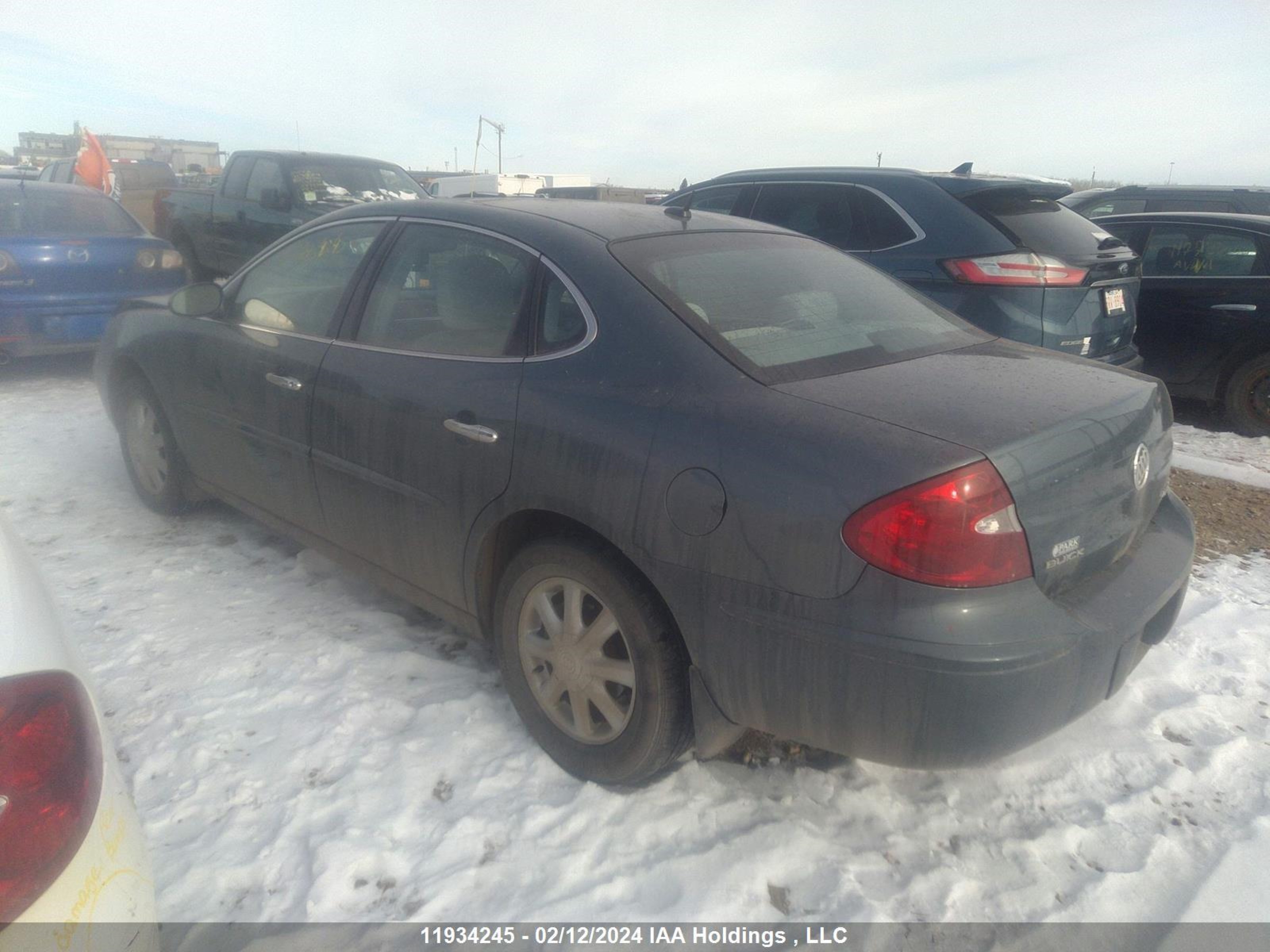 Photo 2 VIN: 2G4WF582061178950 - BUICK ALLURE 