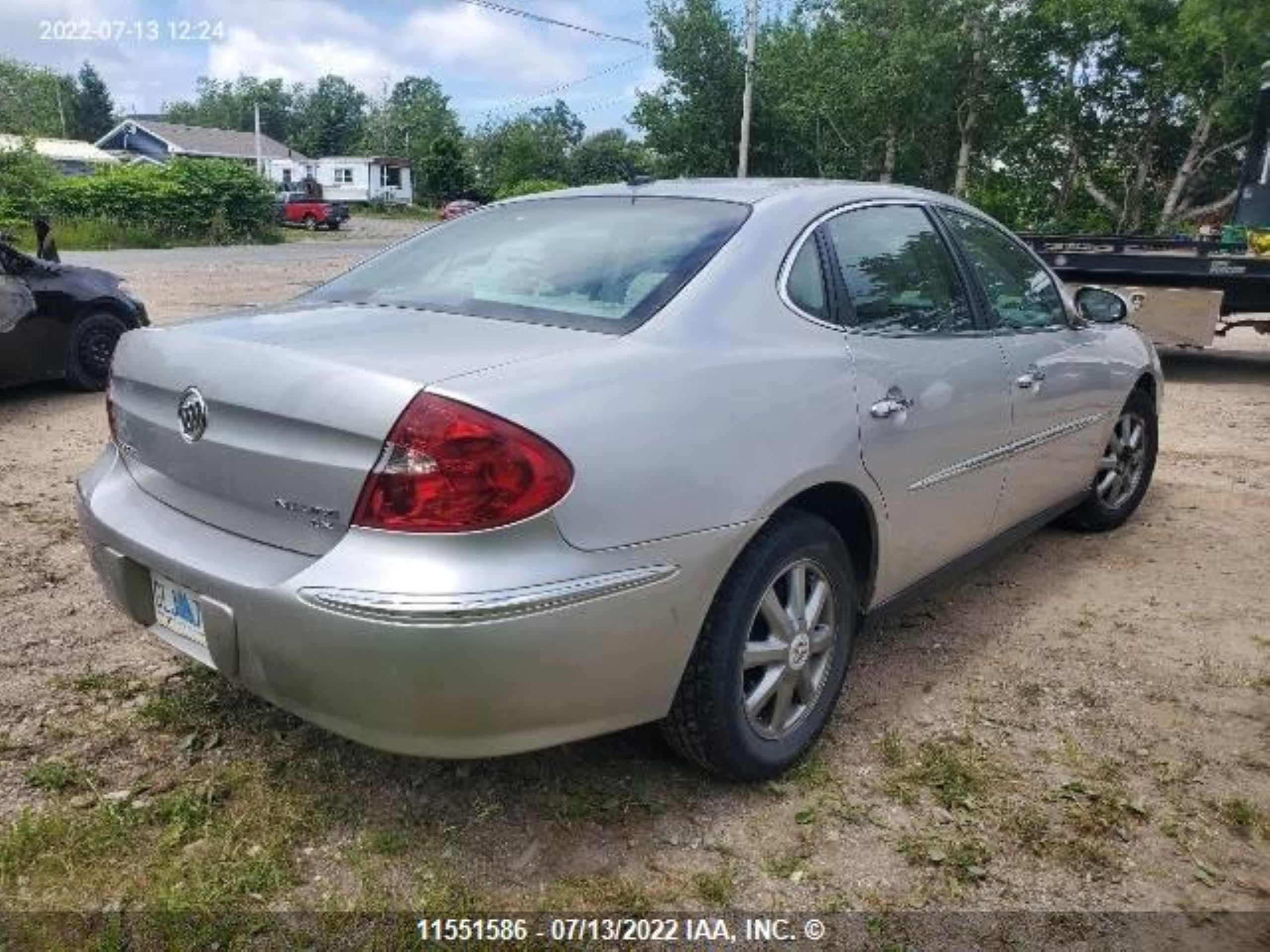 Photo 4 VIN: 2G4WF582081358478 - BUICK ALLURE 