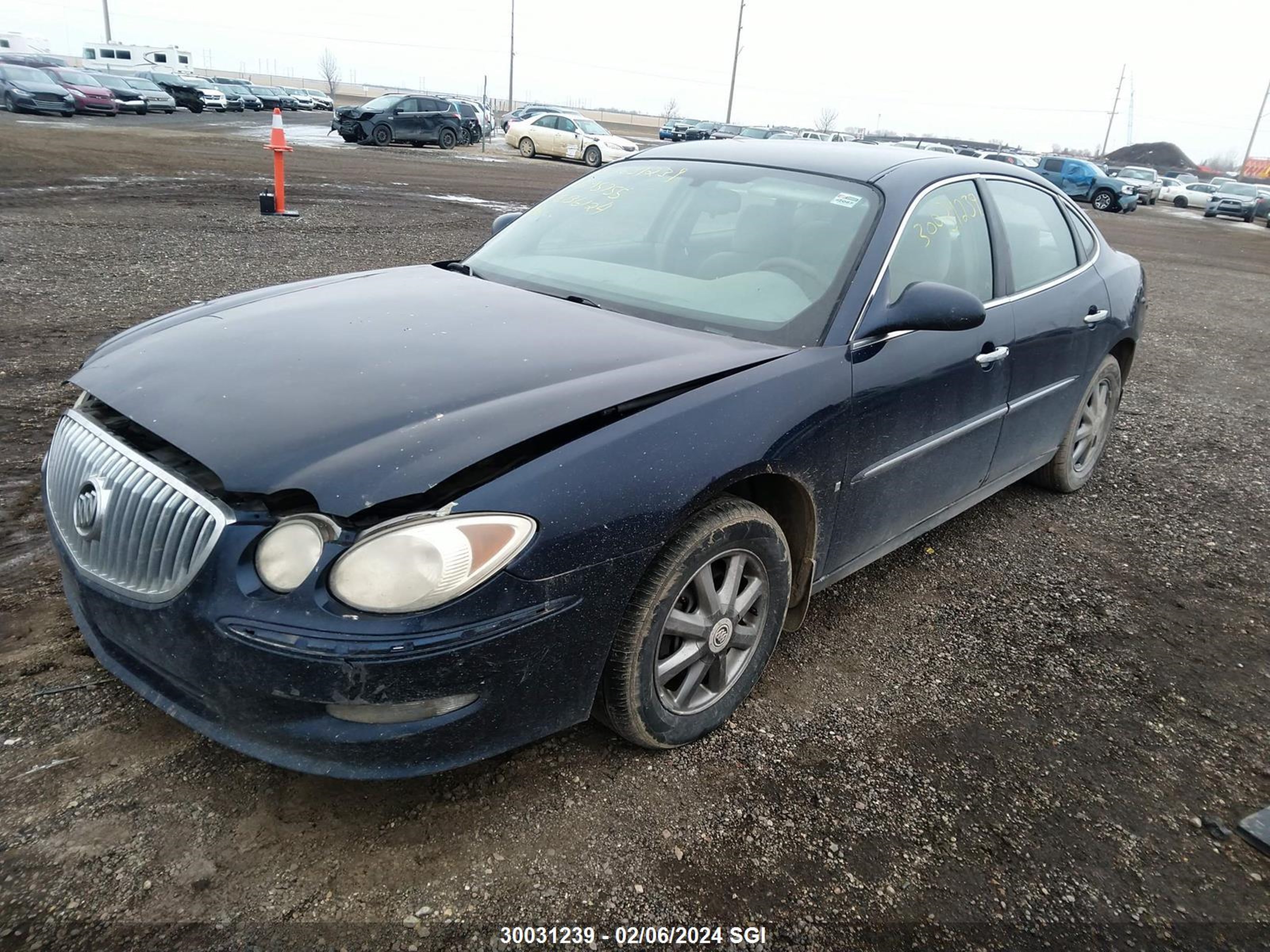 Photo 1 VIN: 2G4WF582681195755 - BUICK ALLURE 