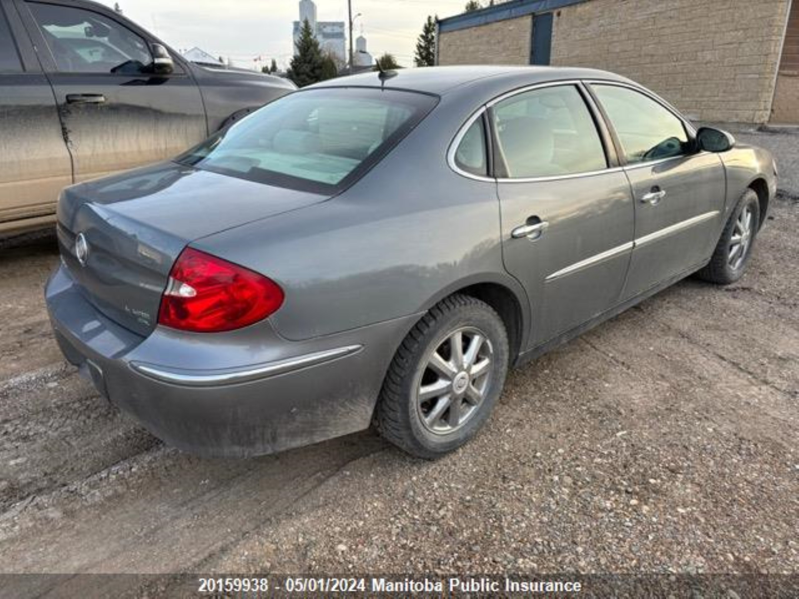 Photo 3 VIN: 2G4WF582781198700 - BUICK ALLURE 