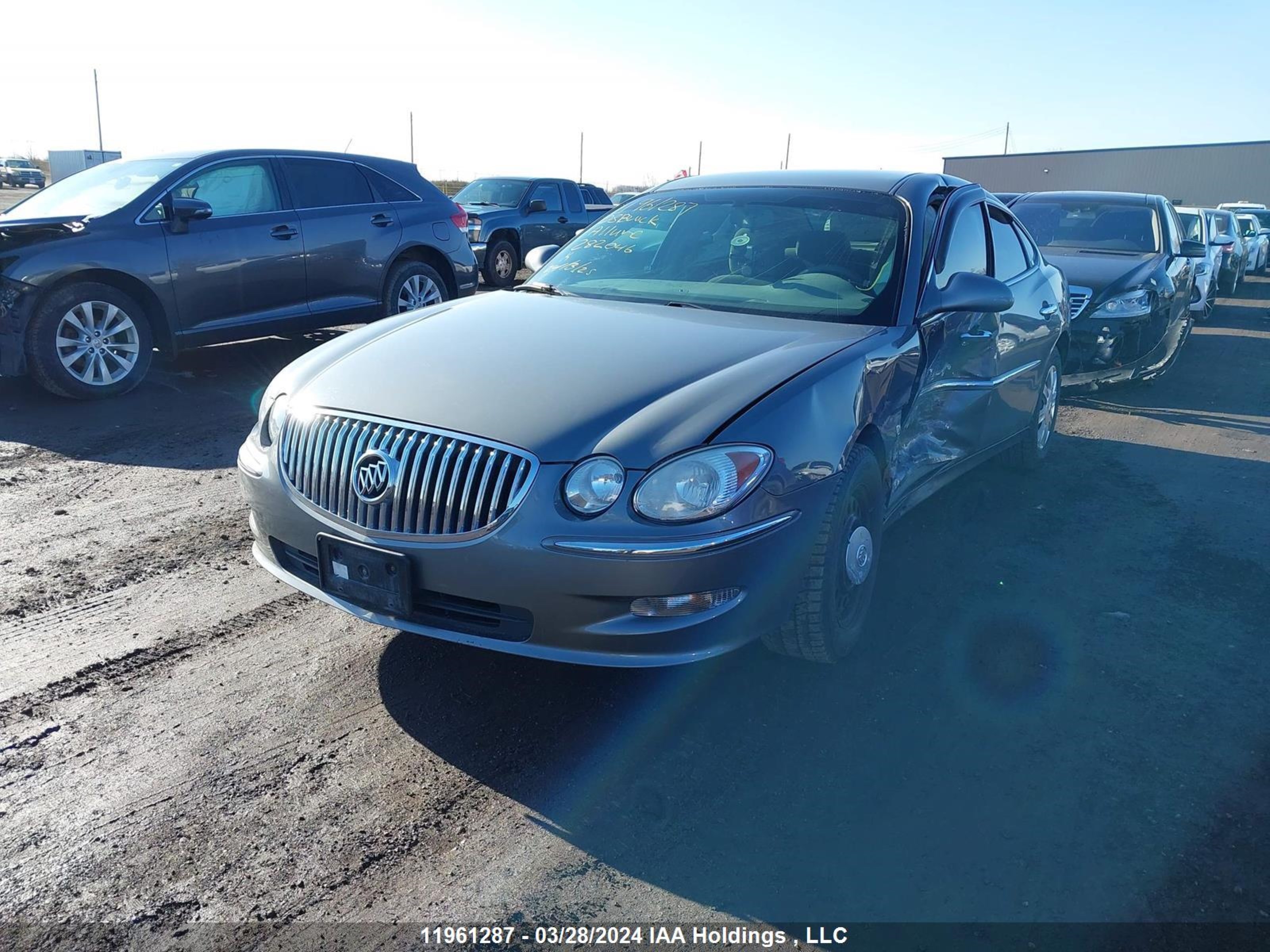 Photo 1 VIN: 2G4WF582781282046 - BUICK ALLURE 