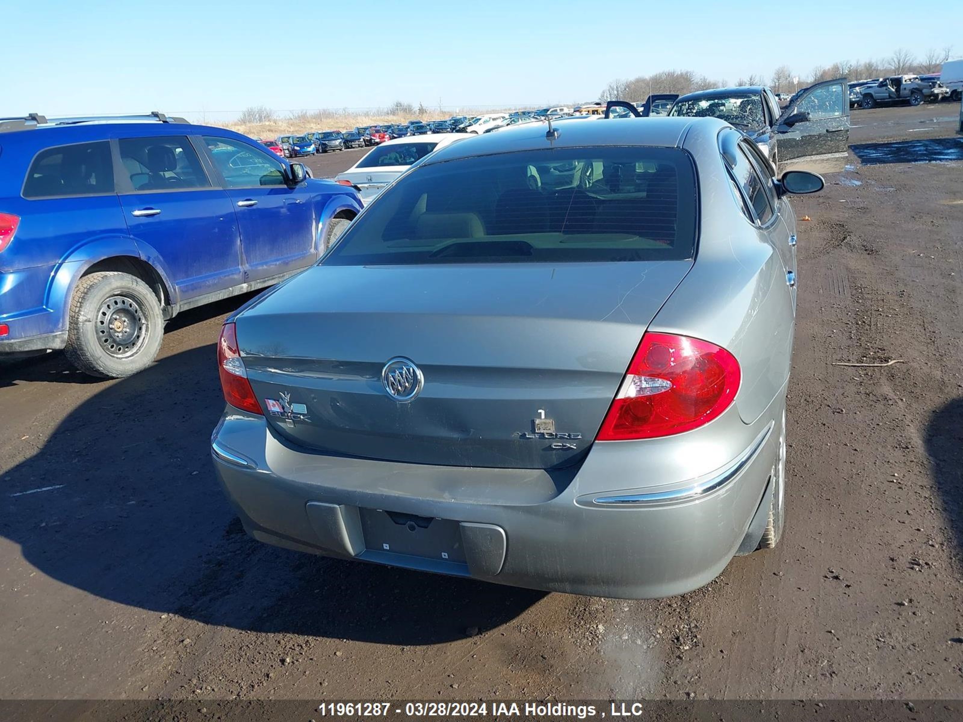 Photo 15 VIN: 2G4WF582781282046 - BUICK ALLURE 