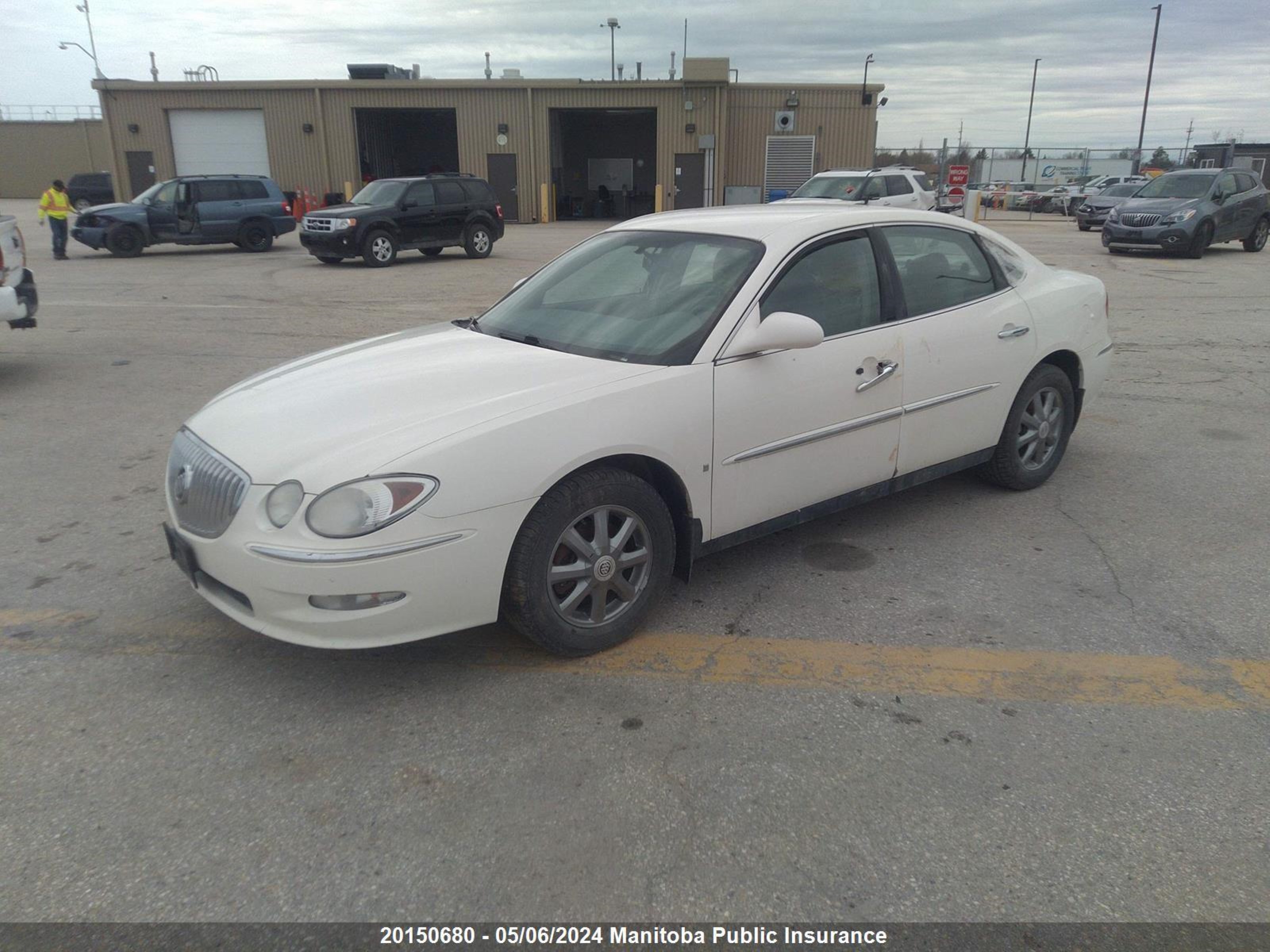 Photo 1 VIN: 2G4WF582981302491 - BUICK ALLURE 