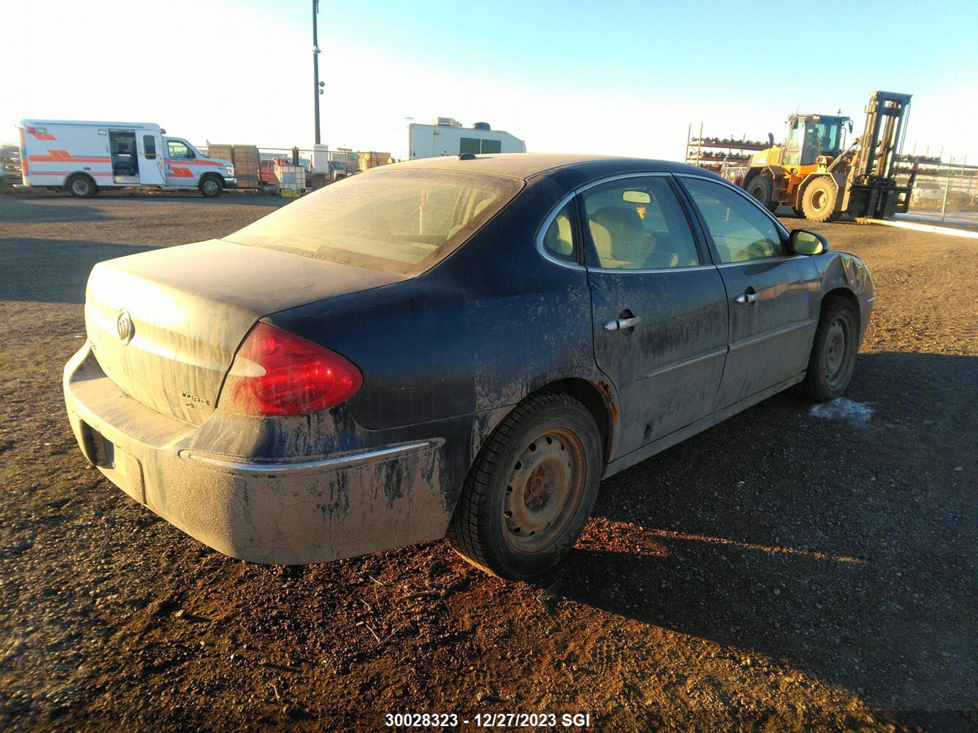 Photo 3 VIN: 2G4WJ582381265906 - BUICK ALLURE 