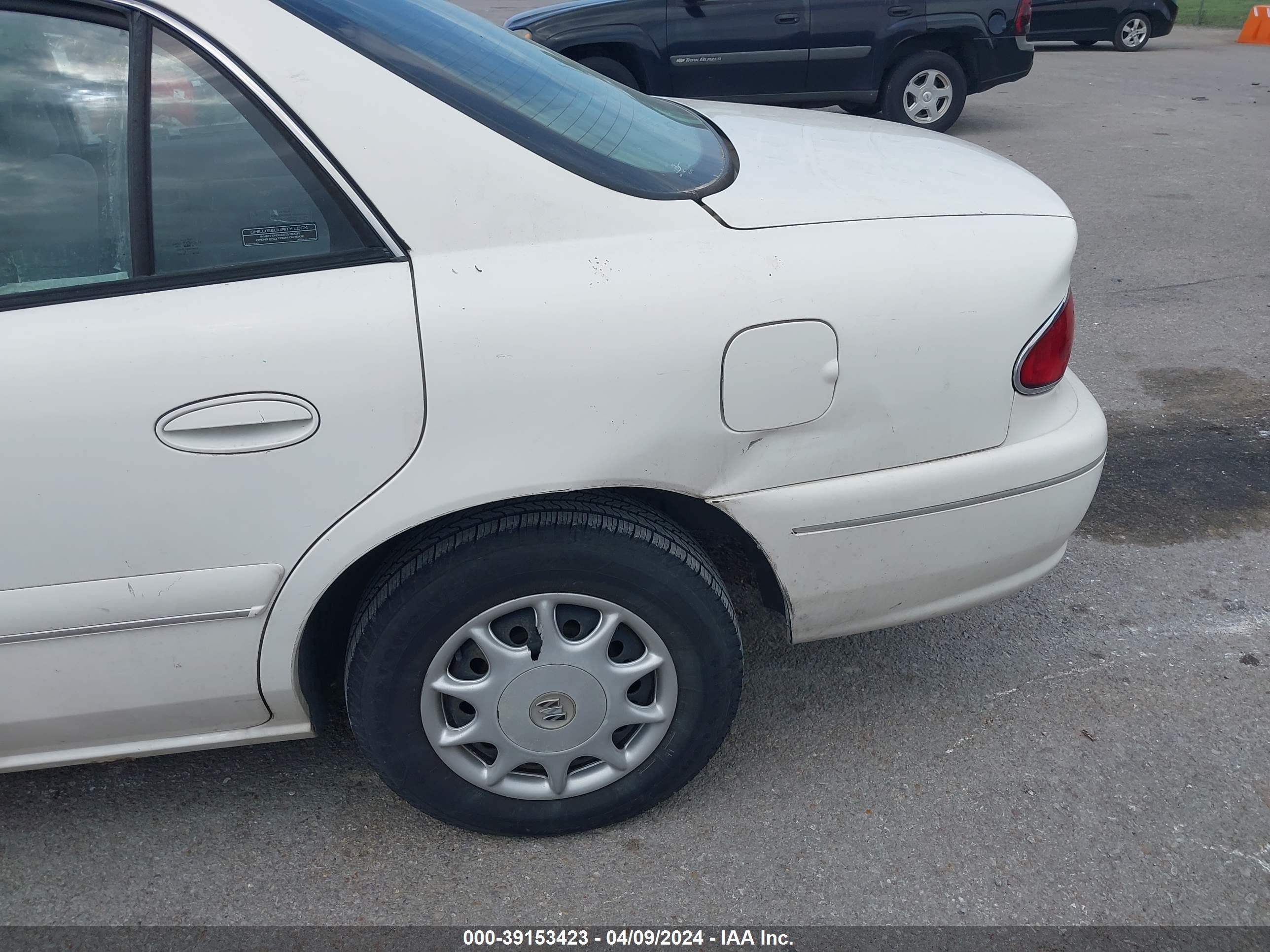 Photo 5 VIN: 2G4WS52J011316507 - BUICK CENTURY 