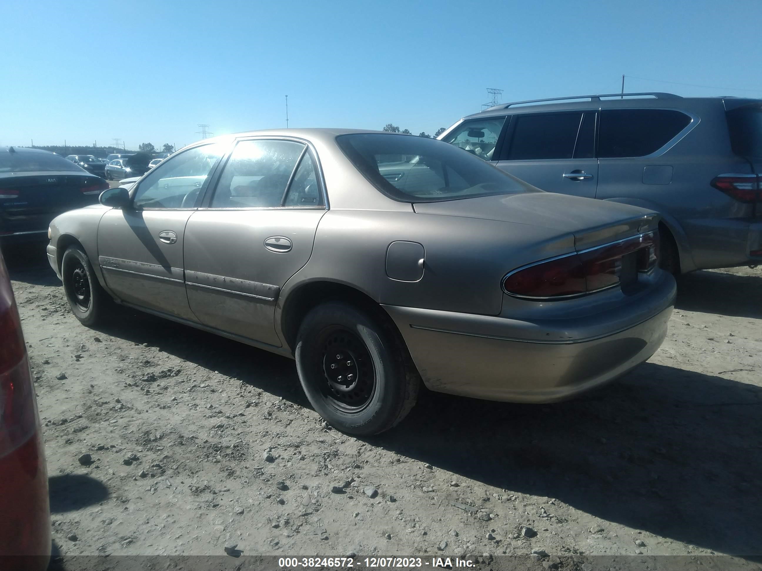 Photo 2 VIN: 2G4WS52J021136266 - BUICK CENTURY 