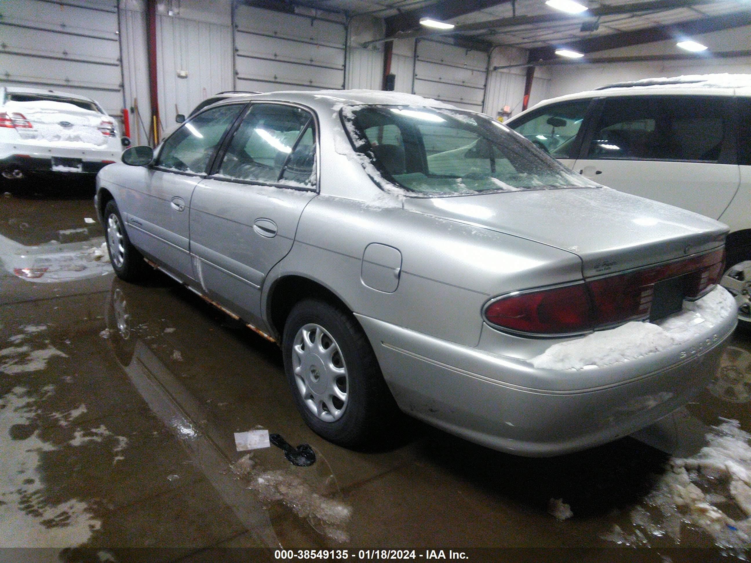 Photo 2 VIN: 2G4WS52J0Y1360307 - BUICK CENTURY 