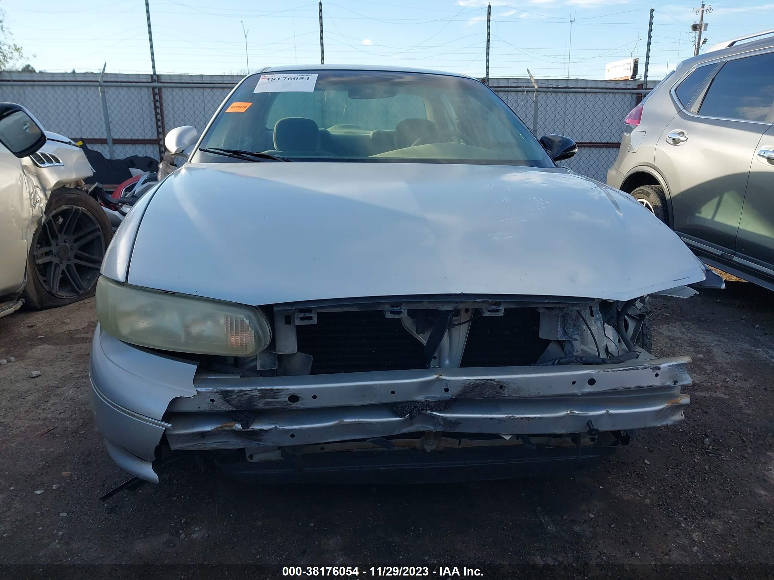 Photo 11 VIN: 2G4WS52J111262876 - BUICK CENTURY 