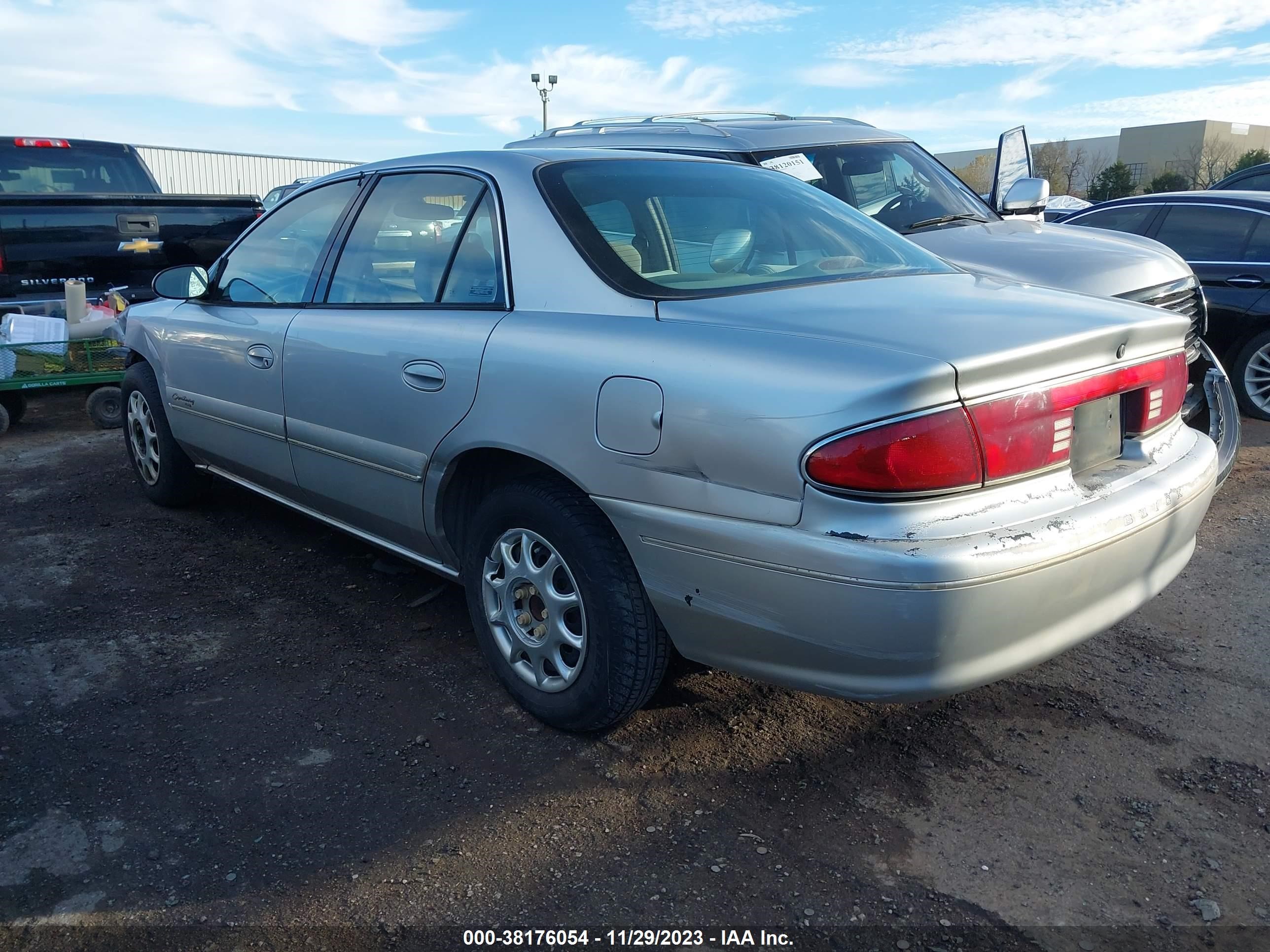 Photo 2 VIN: 2G4WS52J111262876 - BUICK CENTURY 