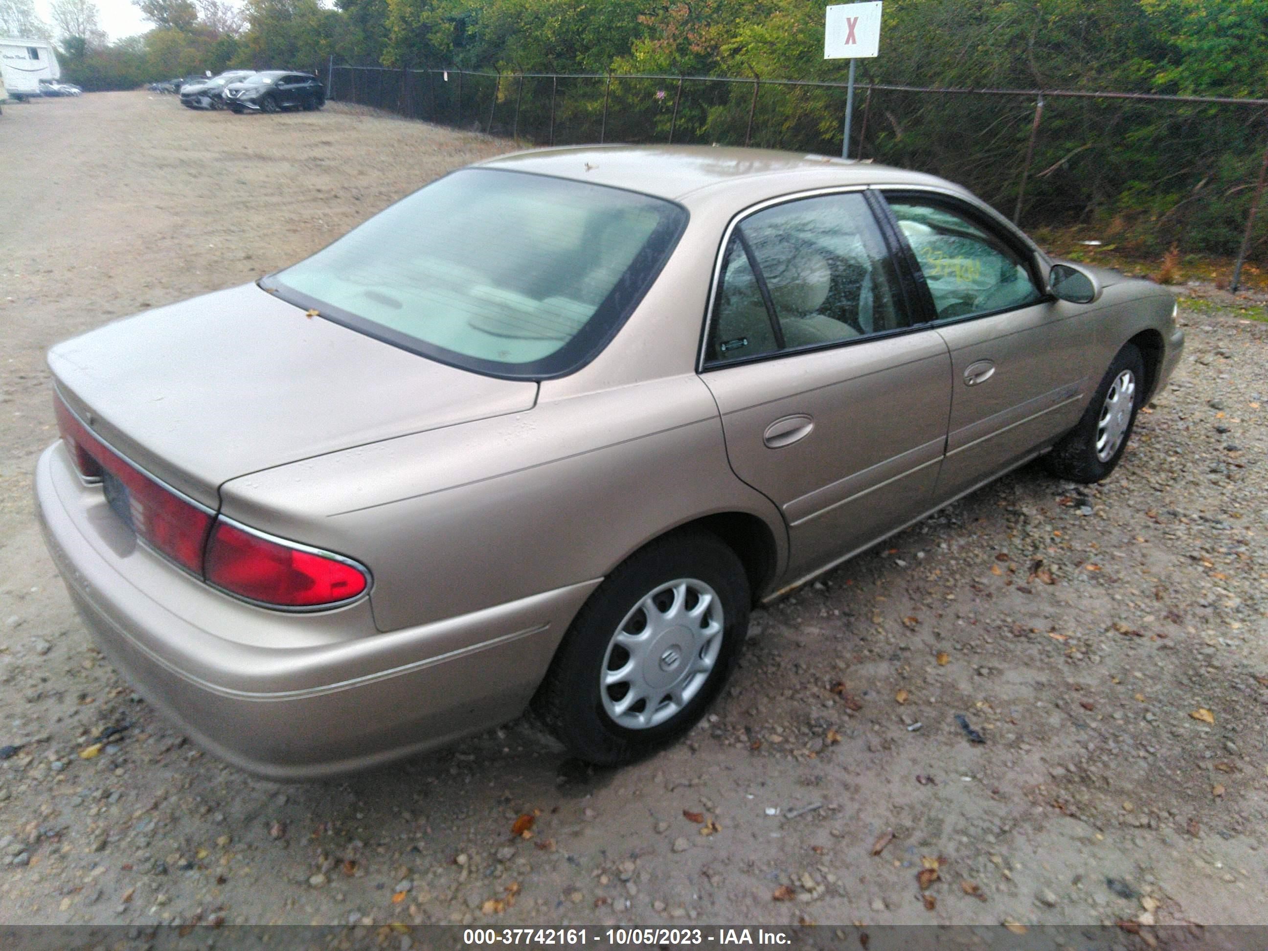 Photo 3 VIN: 2G4WS52J121182673 - BUICK CENTURY 