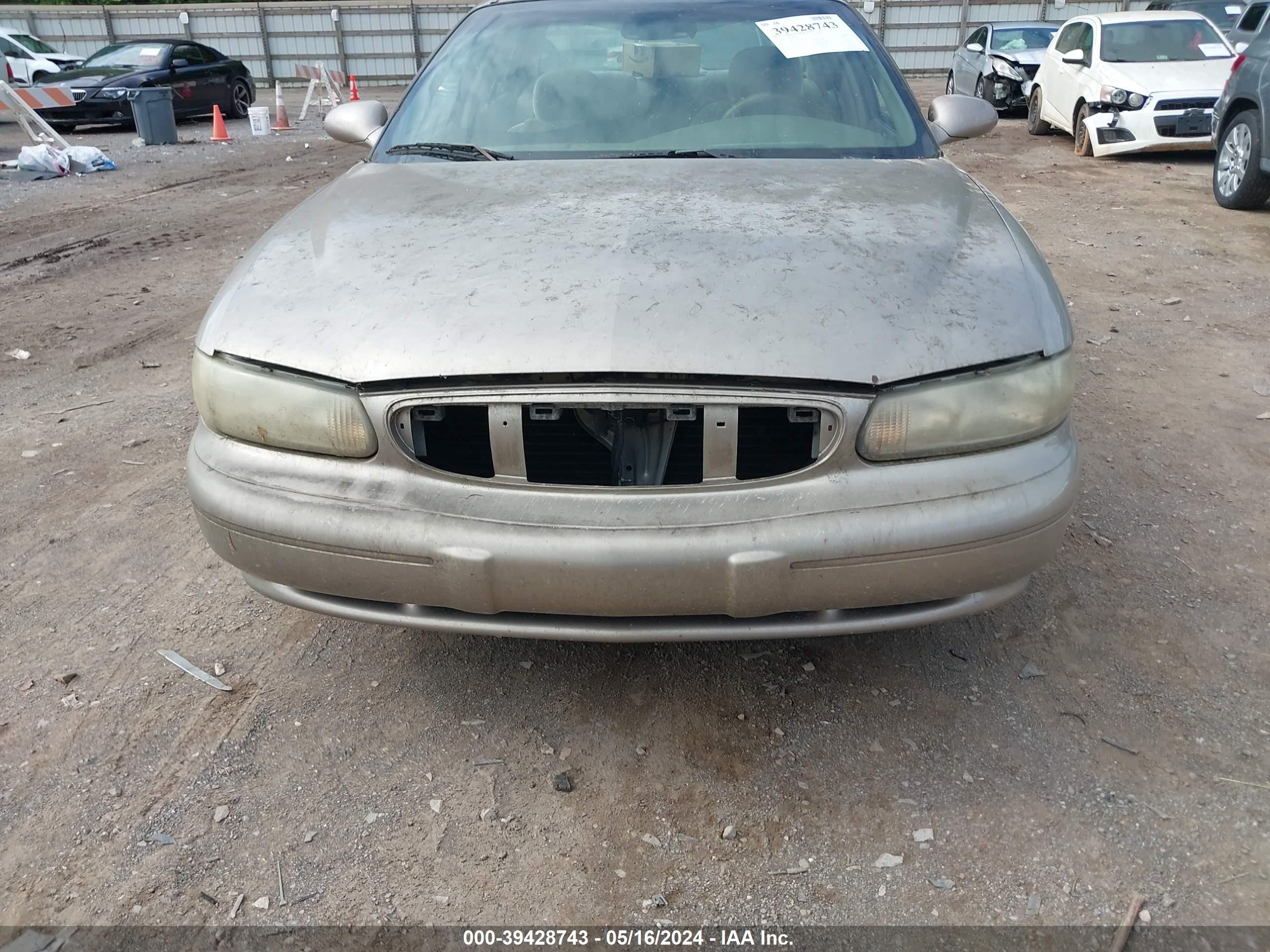 Photo 11 VIN: 2G4WS52J121211346 - BUICK CENTURY 