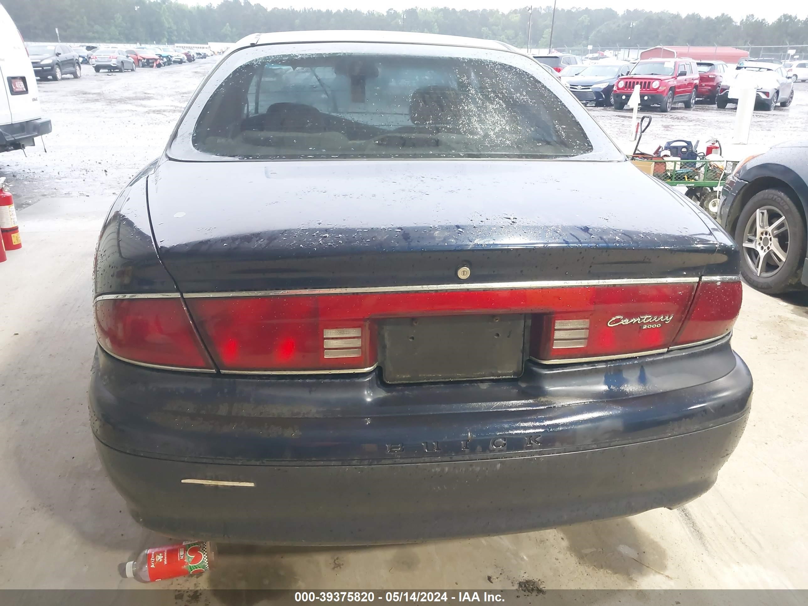 Photo 5 VIN: 2G4WS52J1Y1162089 - BUICK CENTURY 