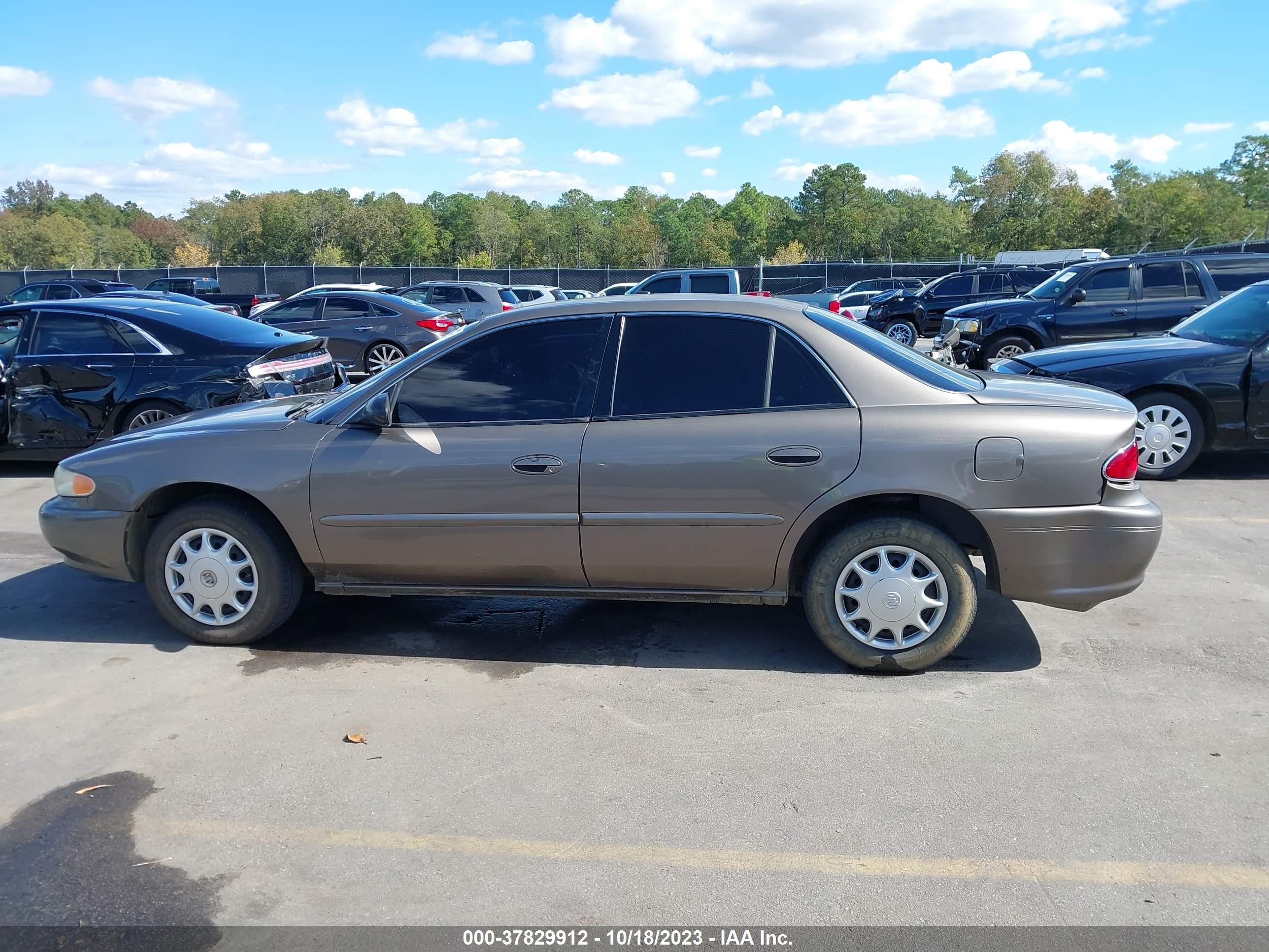 Photo 13 VIN: 2G4WS52J241176268 - BUICK CENTURY 