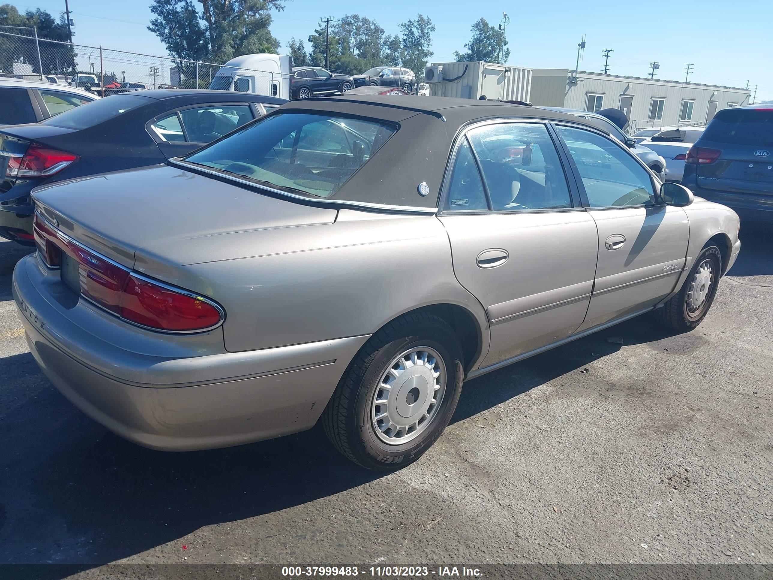 Photo 3 VIN: 2G4WS52J2Y1119302 - BUICK CENTURY 