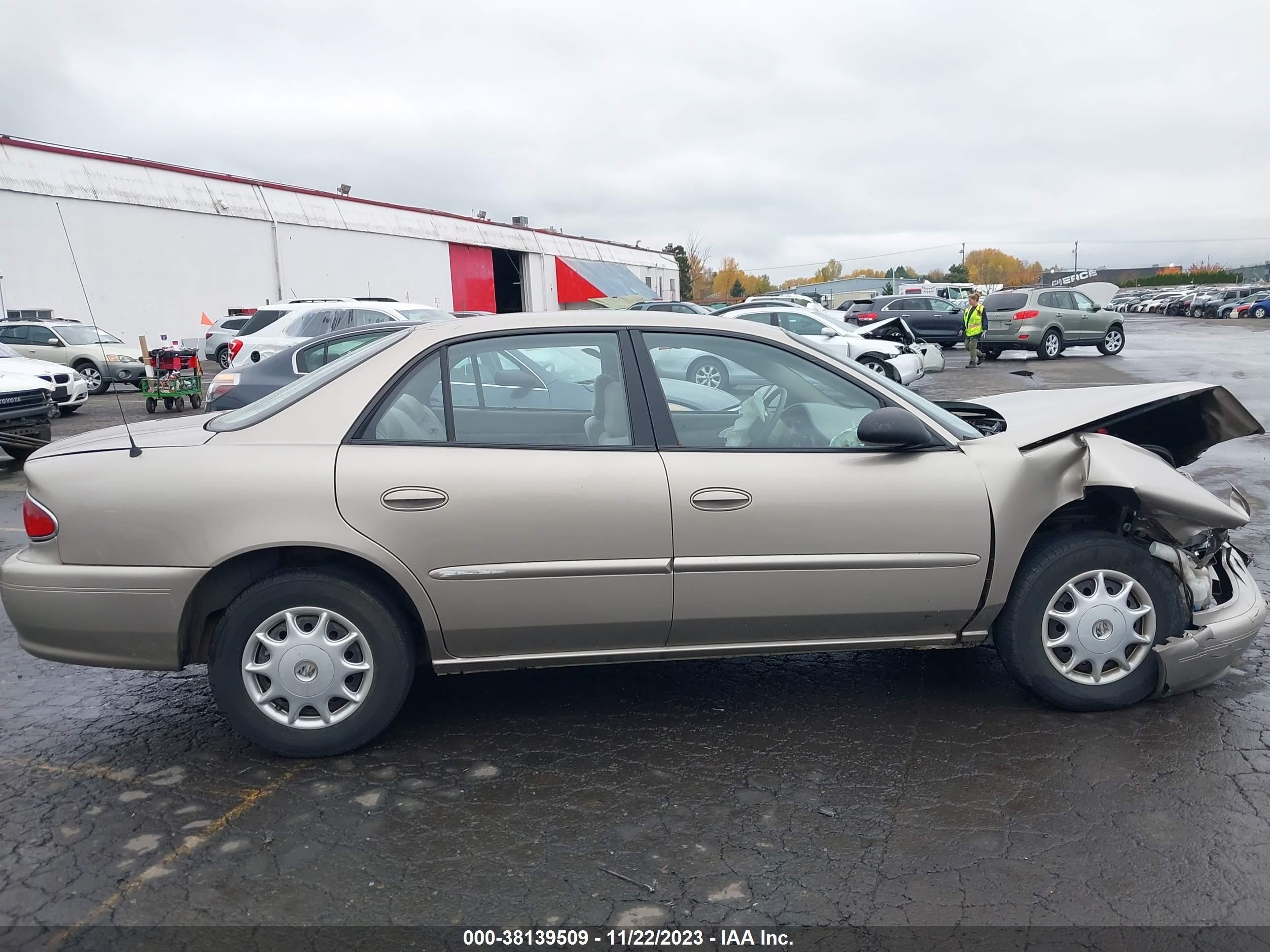 Photo 12 VIN: 2G4WS52J331282808 - BUICK CENTURY 