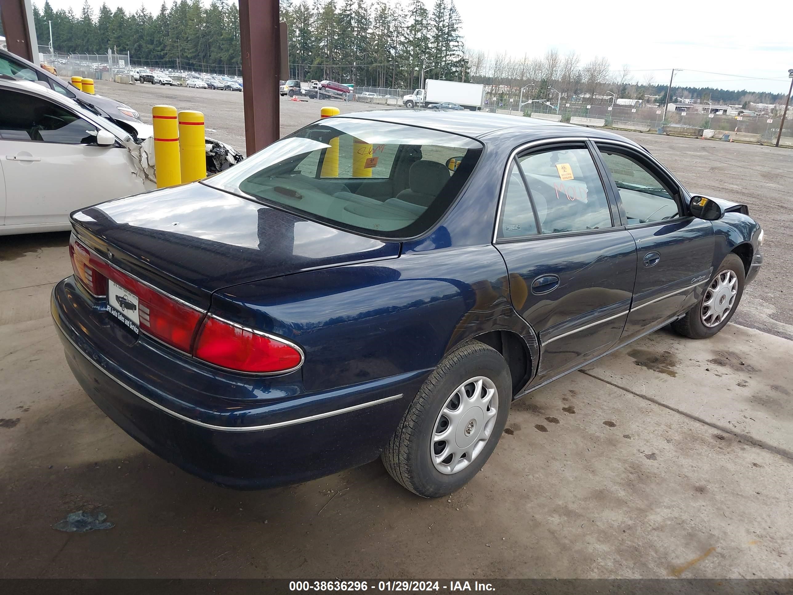 Photo 3 VIN: 2G4WS52J3Y1327527 - BUICK CENTURY 