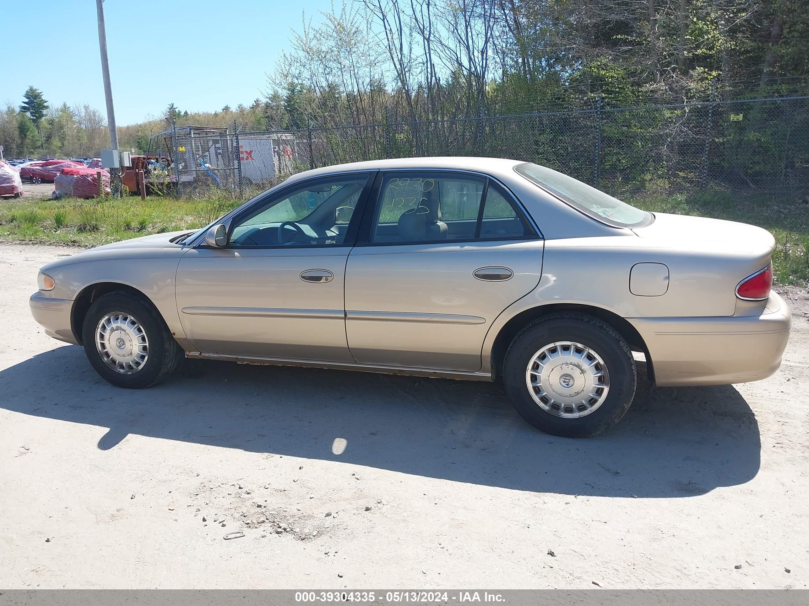 Photo 11 VIN: 2G4WS52J651172483 - BUICK CENTURY 