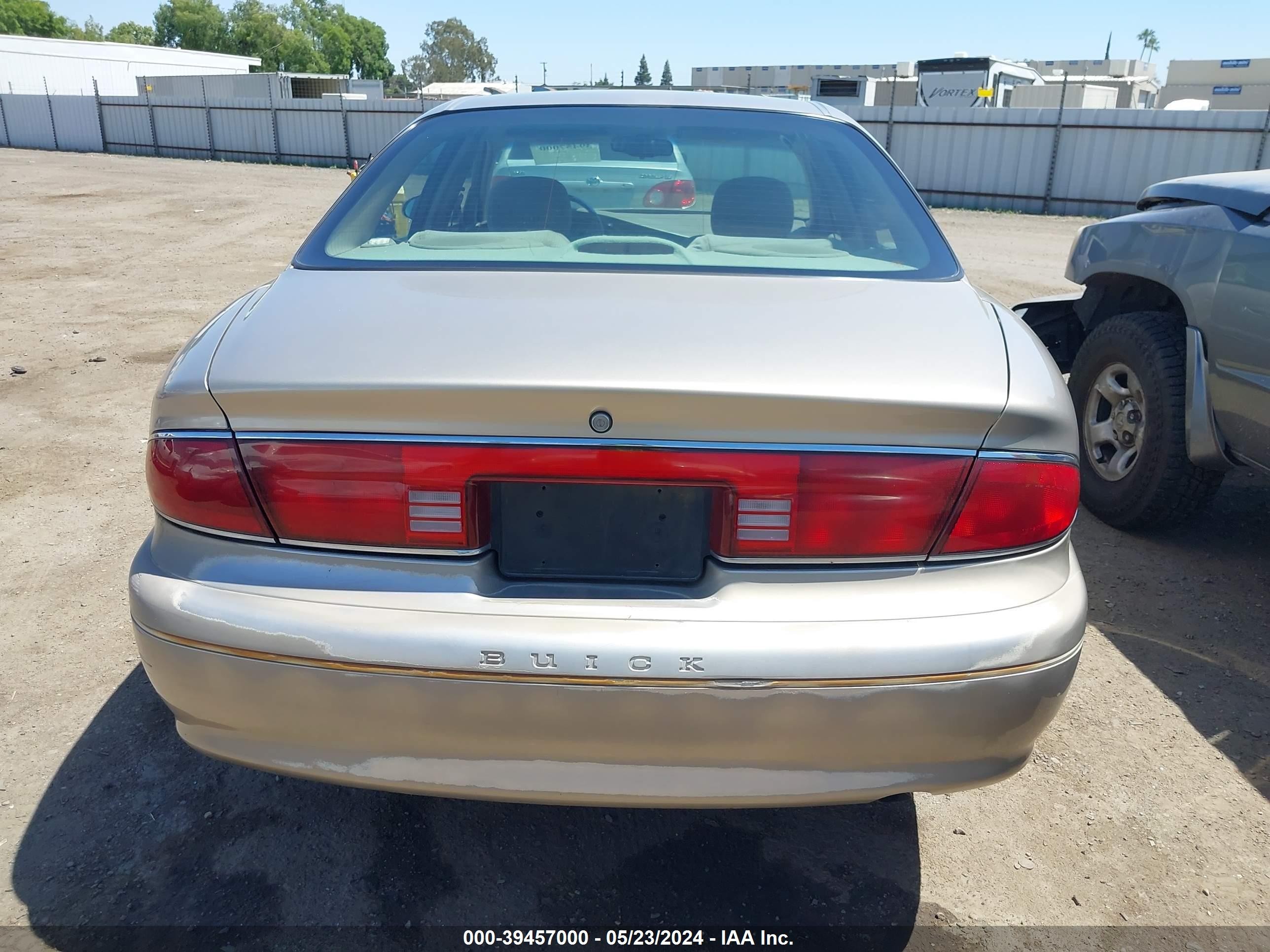 Photo 15 VIN: 2G4WS52J6Y1167496 - BUICK CENTURY 