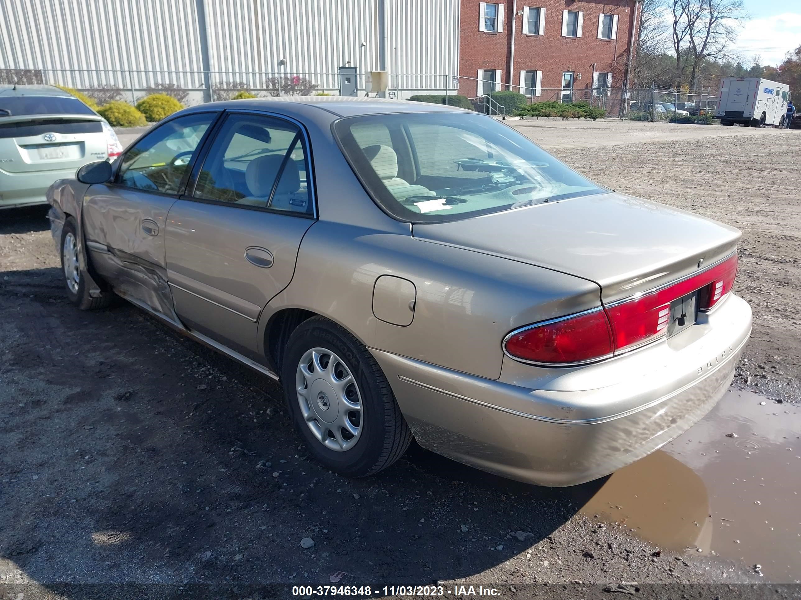 Photo 2 VIN: 2G4WS52J721165666 - BUICK CENTURY 