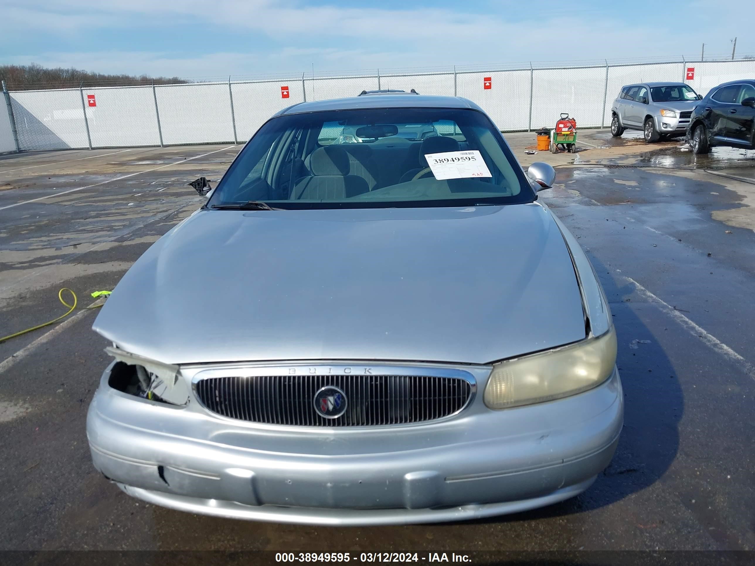 Photo 11 VIN: 2G4WS52J731193677 - BUICK CENTURY 