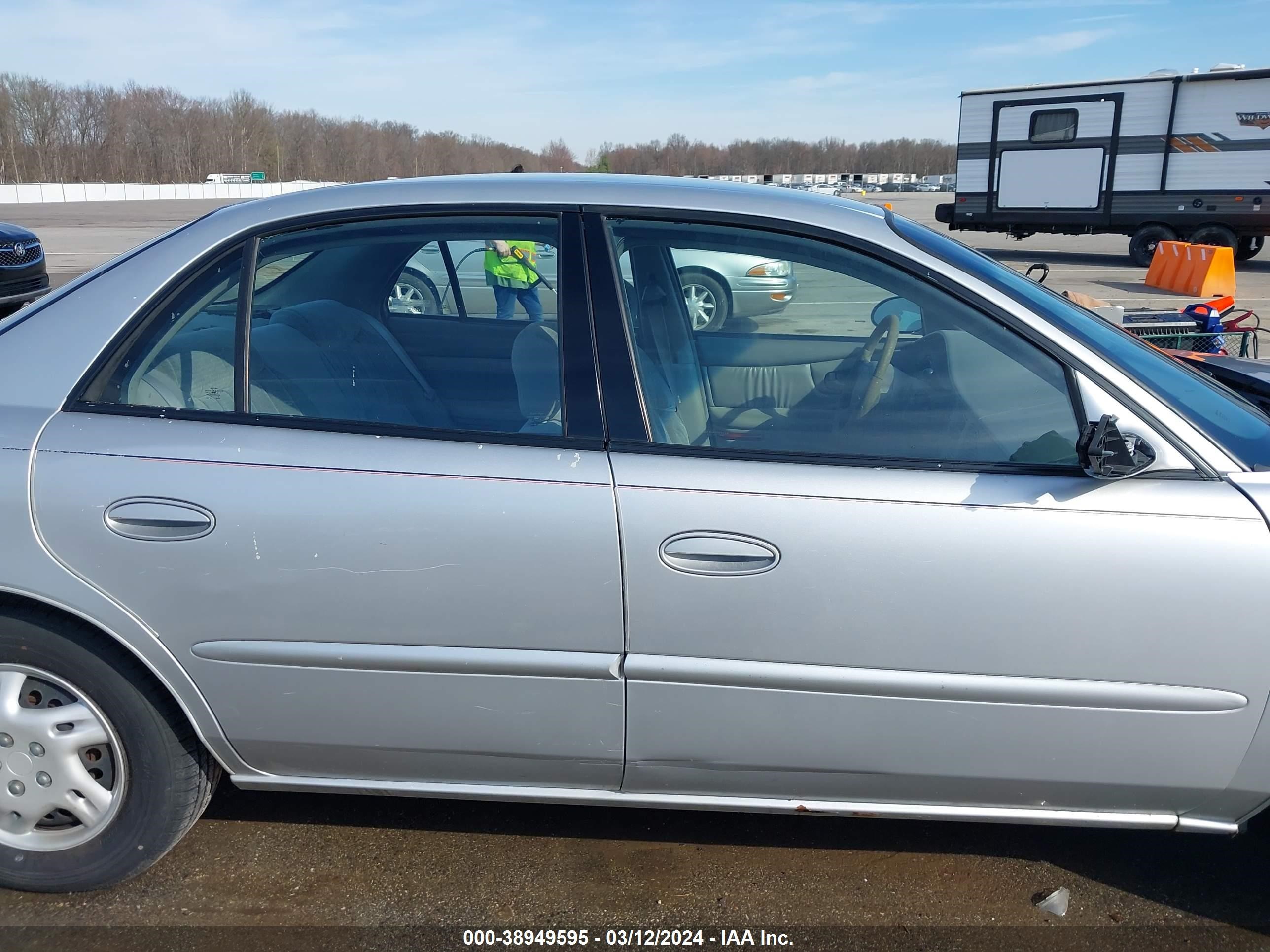 Photo 12 VIN: 2G4WS52J731193677 - BUICK CENTURY 