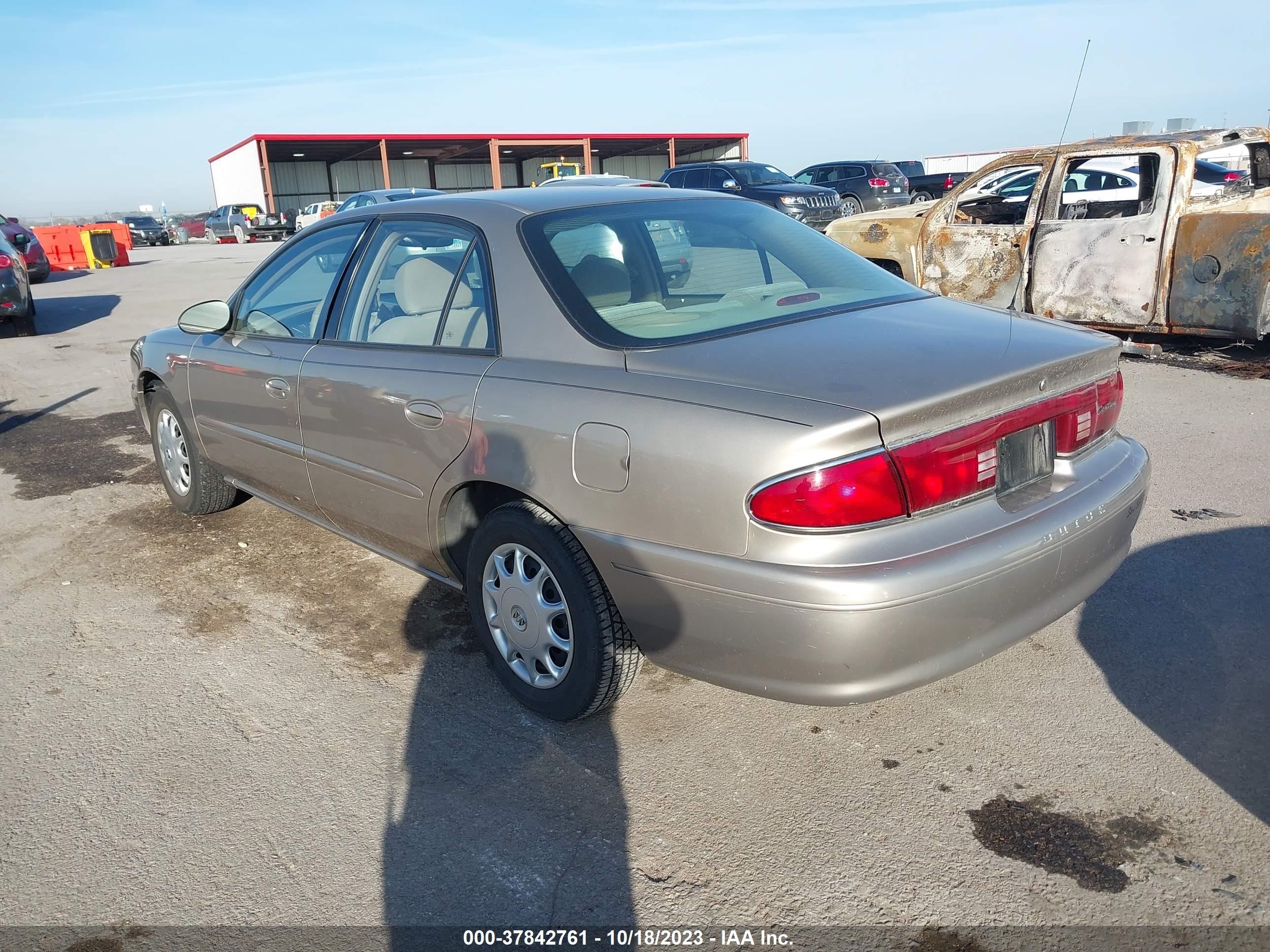 Photo 2 VIN: 2G4WS52J731263758 - BUICK CENTURY 