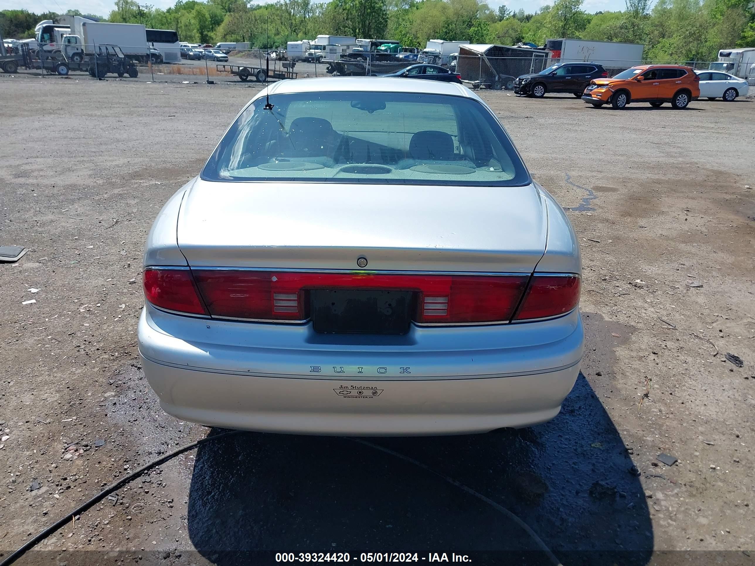 Photo 13 VIN: 2G4WS52J811181048 - BUICK CENTURY 