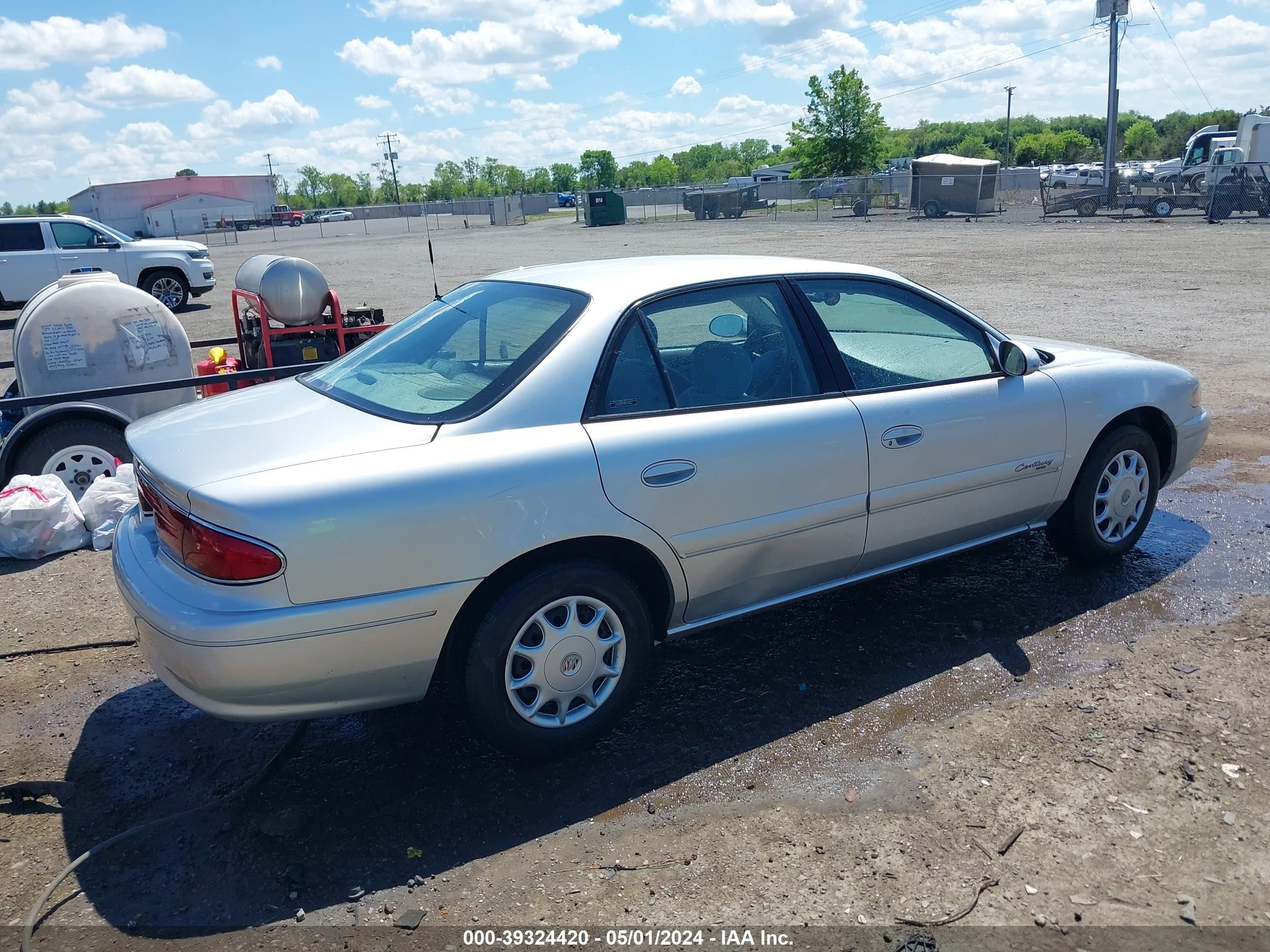 Photo 3 VIN: 2G4WS52J811181048 - BUICK CENTURY 