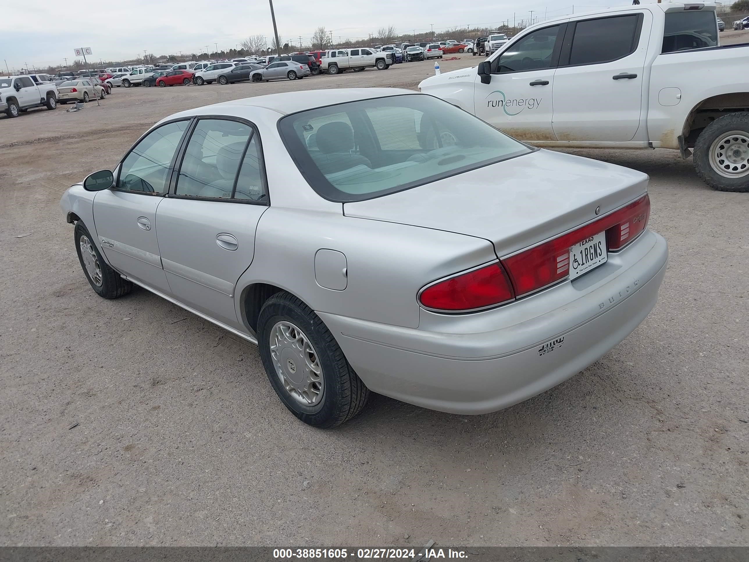 Photo 2 VIN: 2G4WS52J811196911 - BUICK CENTURY 