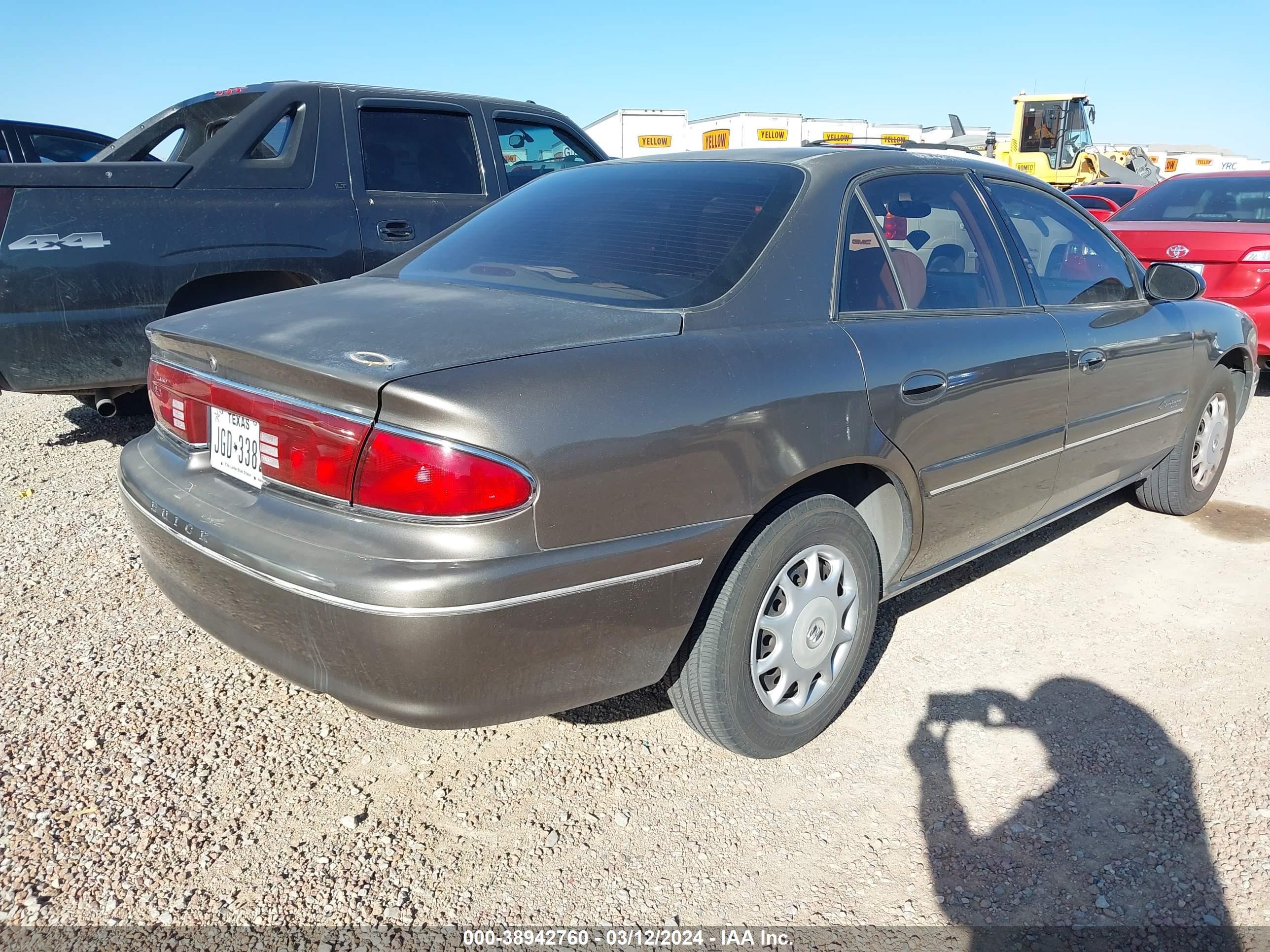 Photo 3 VIN: 2G4WS52J821295570 - BUICK CENTURY 