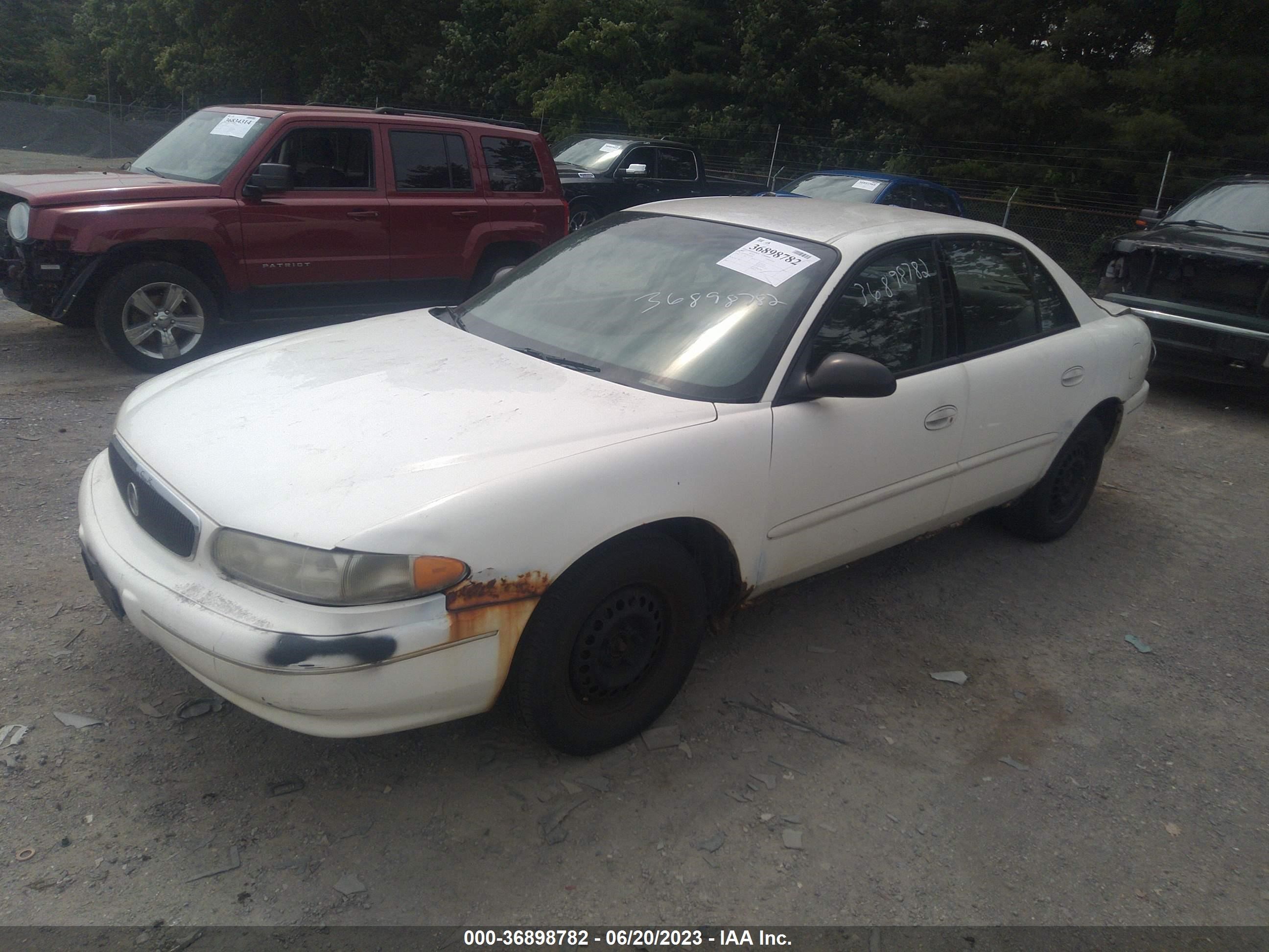 Photo 1 VIN: 2G4WS52J831205500 - BUICK CENTURY 