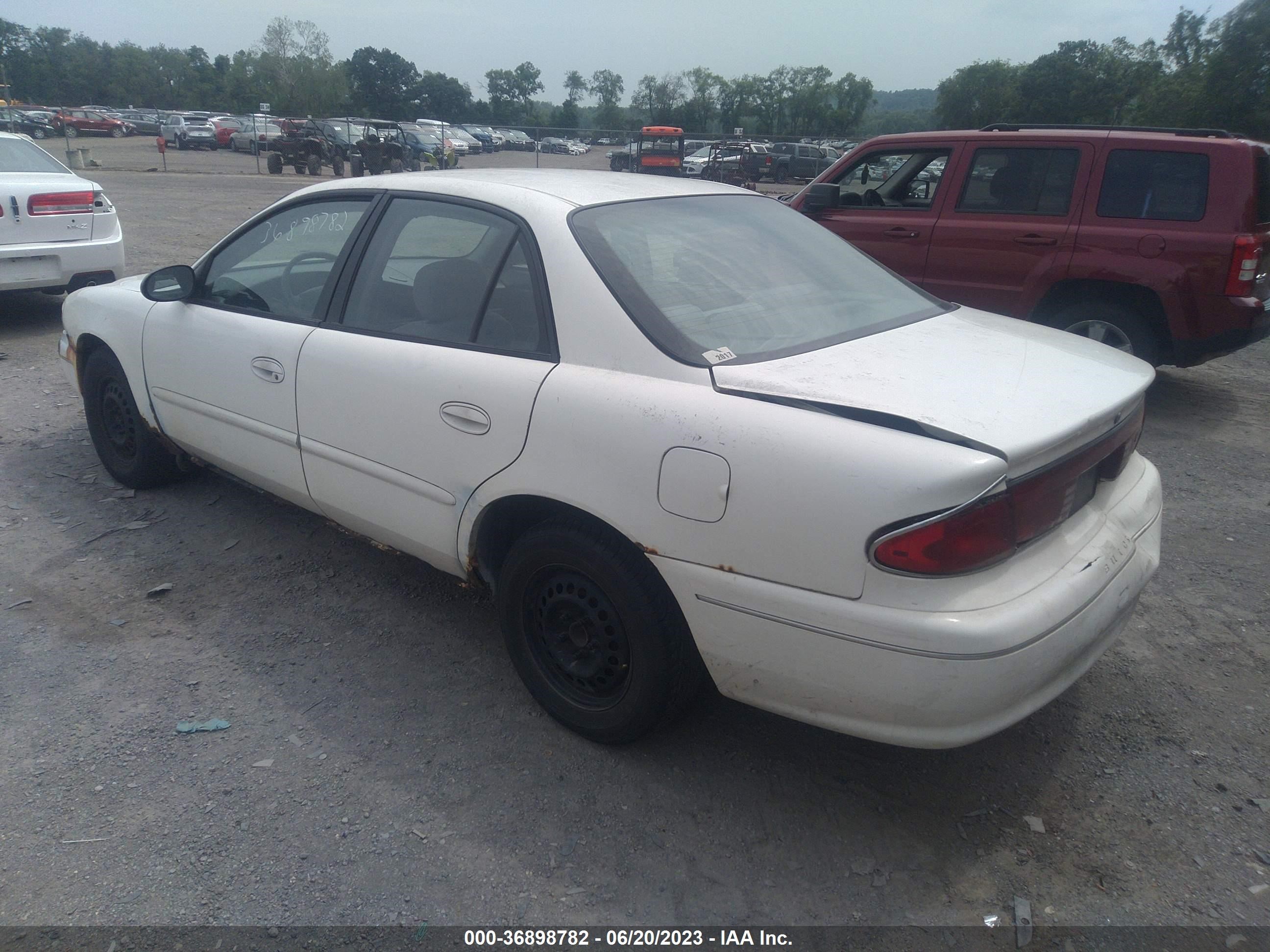 Photo 2 VIN: 2G4WS52J831205500 - BUICK CENTURY 