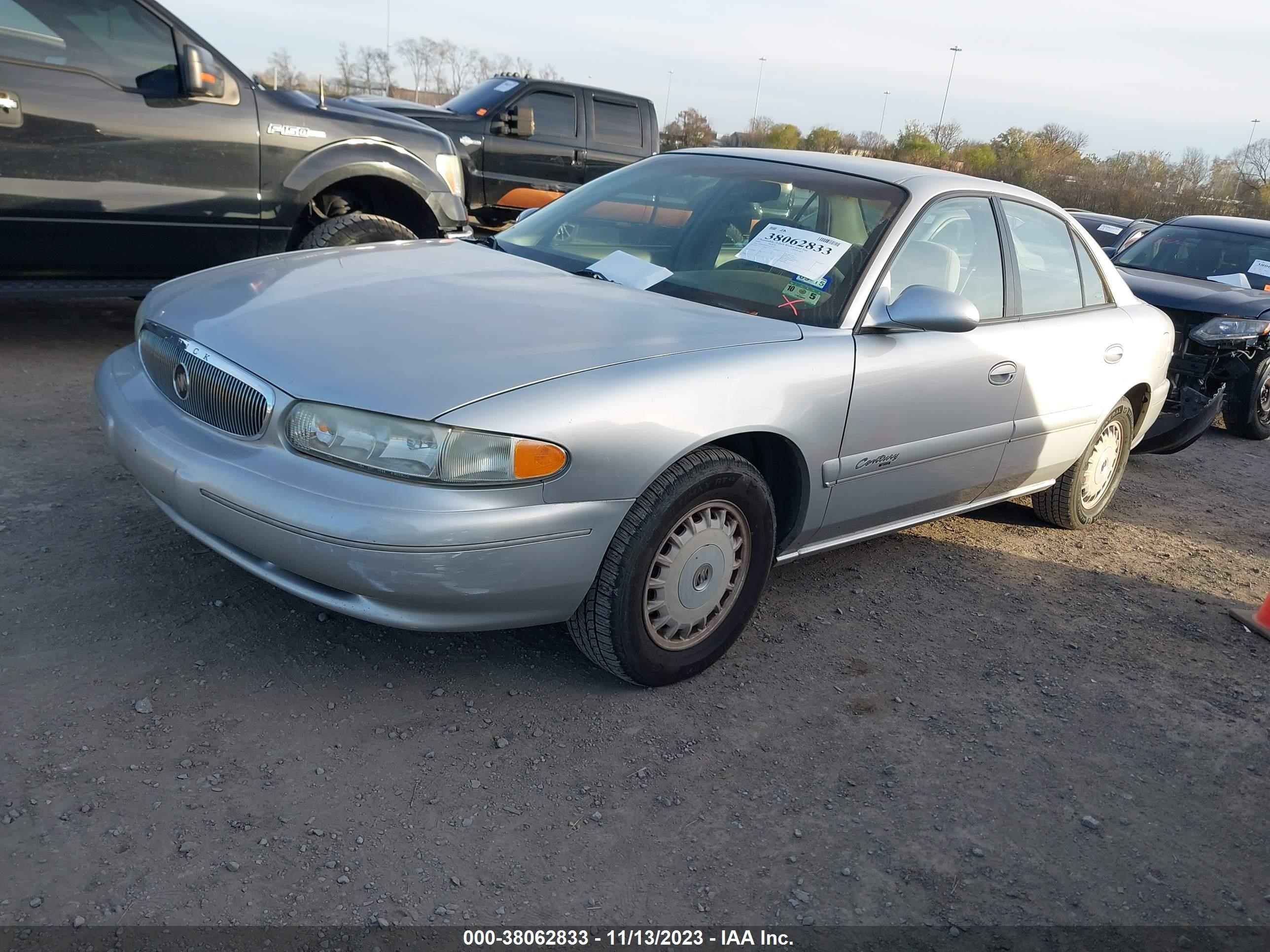 Photo 1 VIN: 2G4WS52J8Y1329743 - BUICK CENTURY 