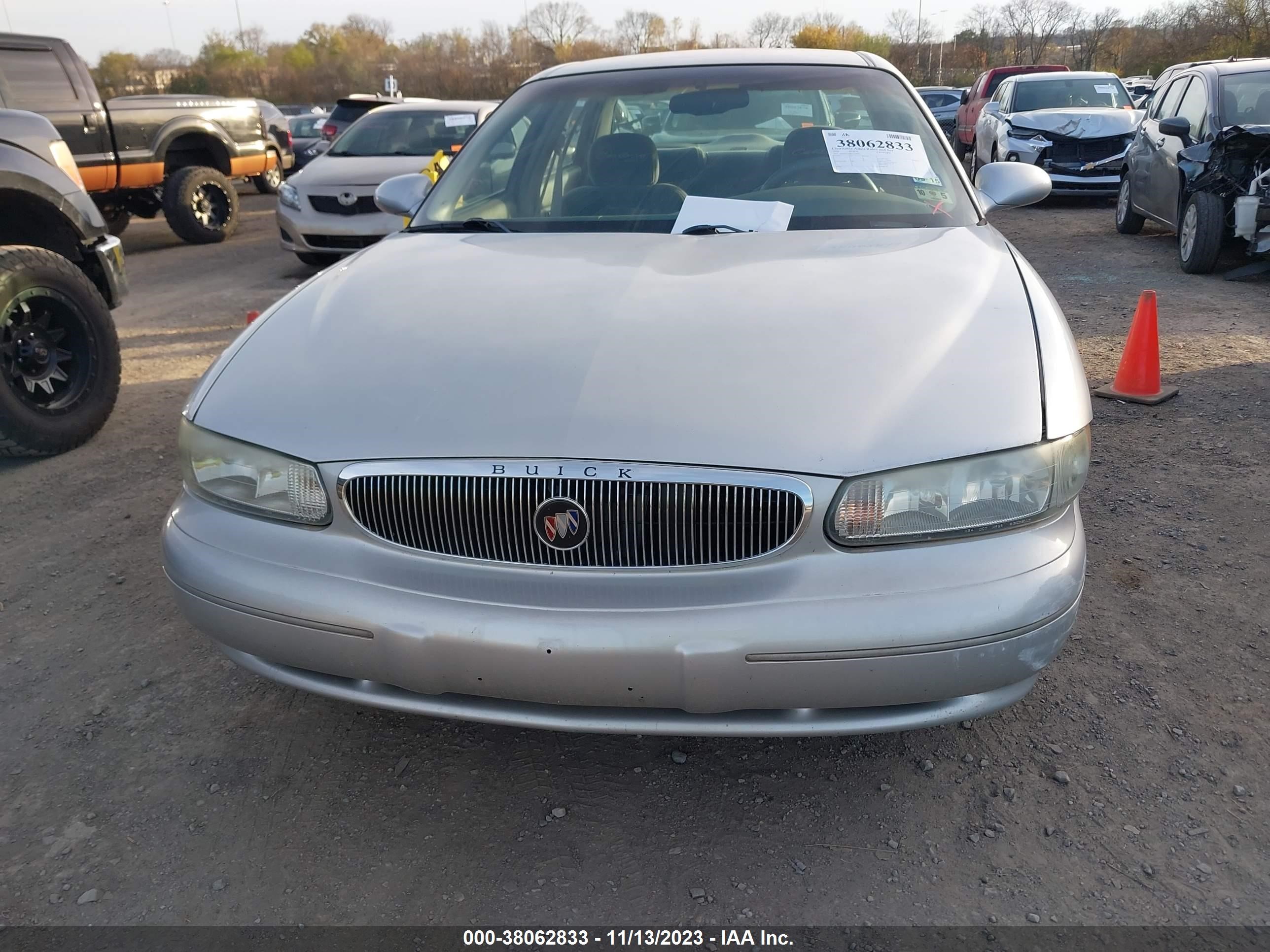 Photo 5 VIN: 2G4WS52J8Y1329743 - BUICK CENTURY 