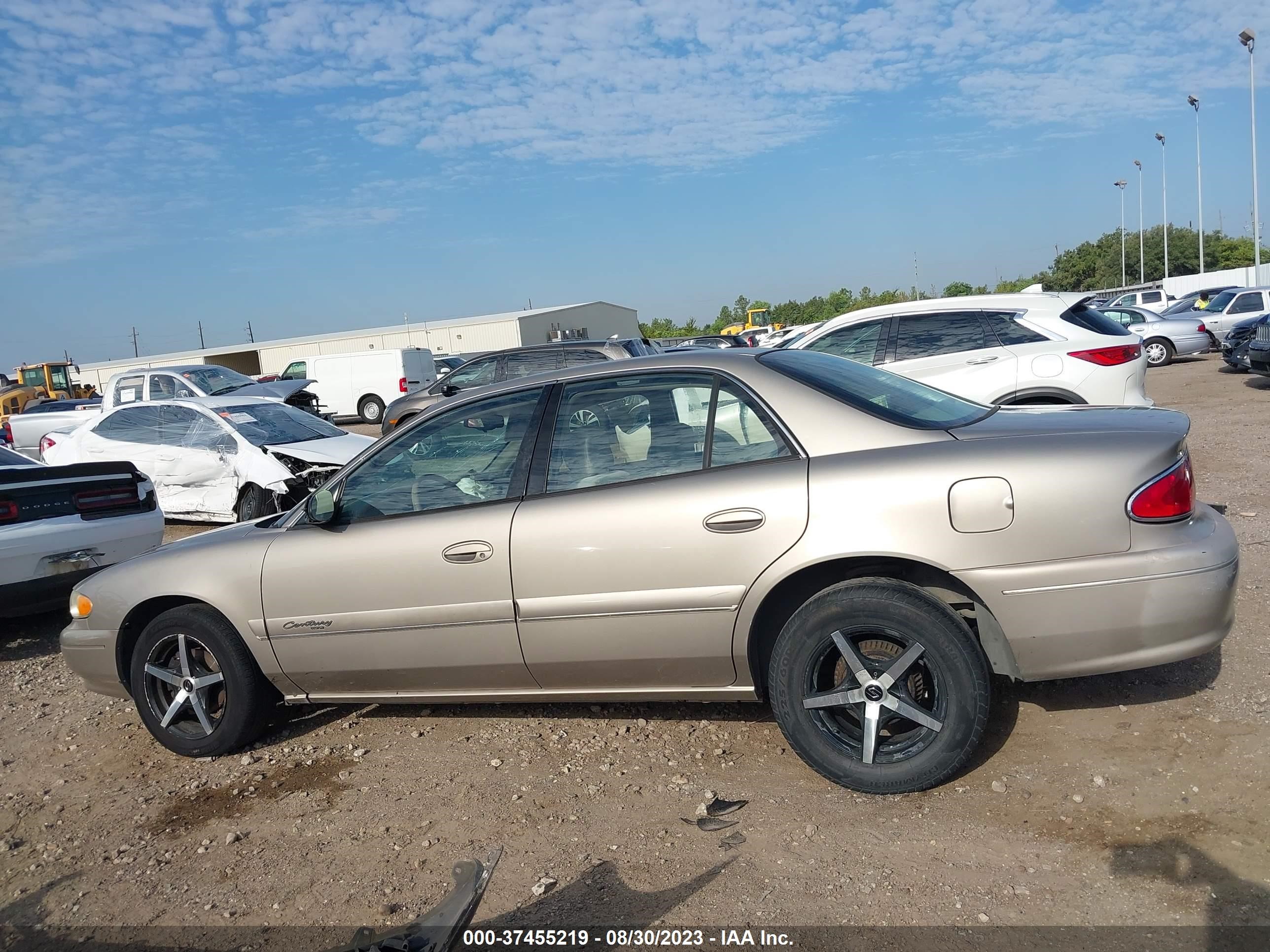 Photo 13 VIN: 2G4WS52J9Y1144679 - BUICK CENTURY 