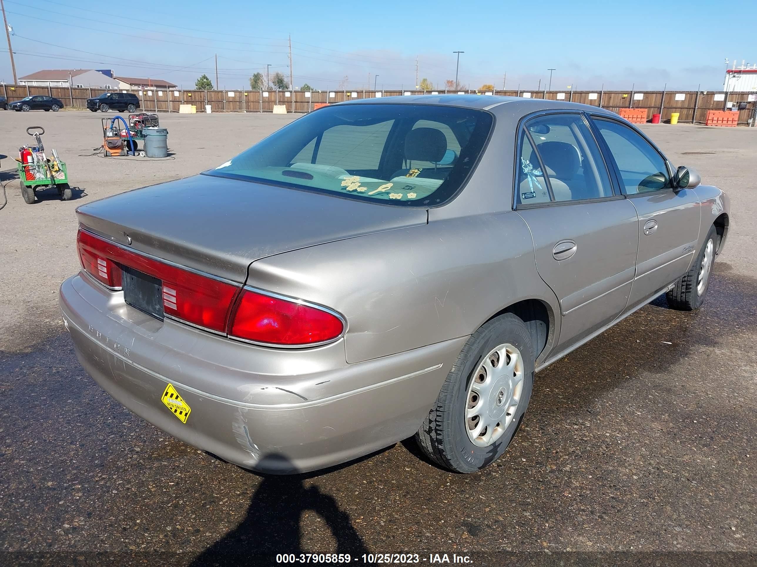 Photo 3 VIN: 2G4WS52JX21111827 - BUICK CENTURY 