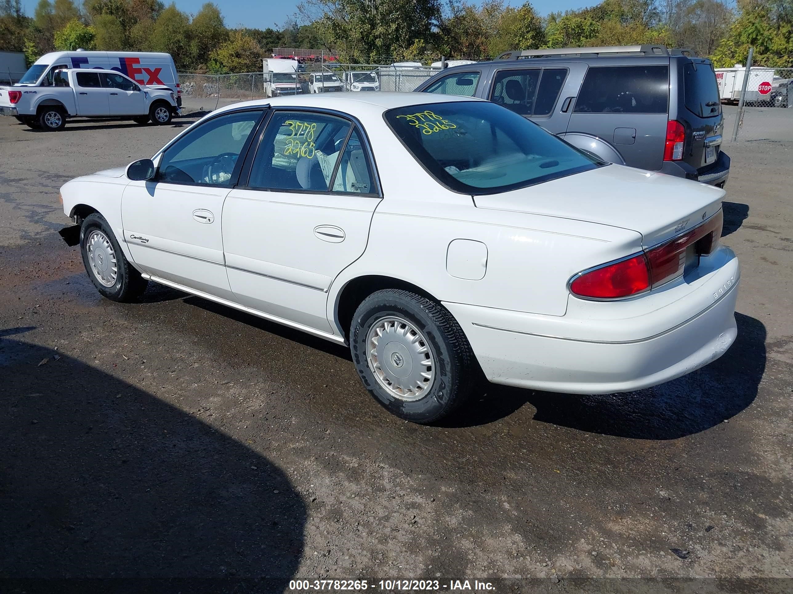 Photo 2 VIN: 2G4WS52JXY1323460 - BUICK CENTURY 