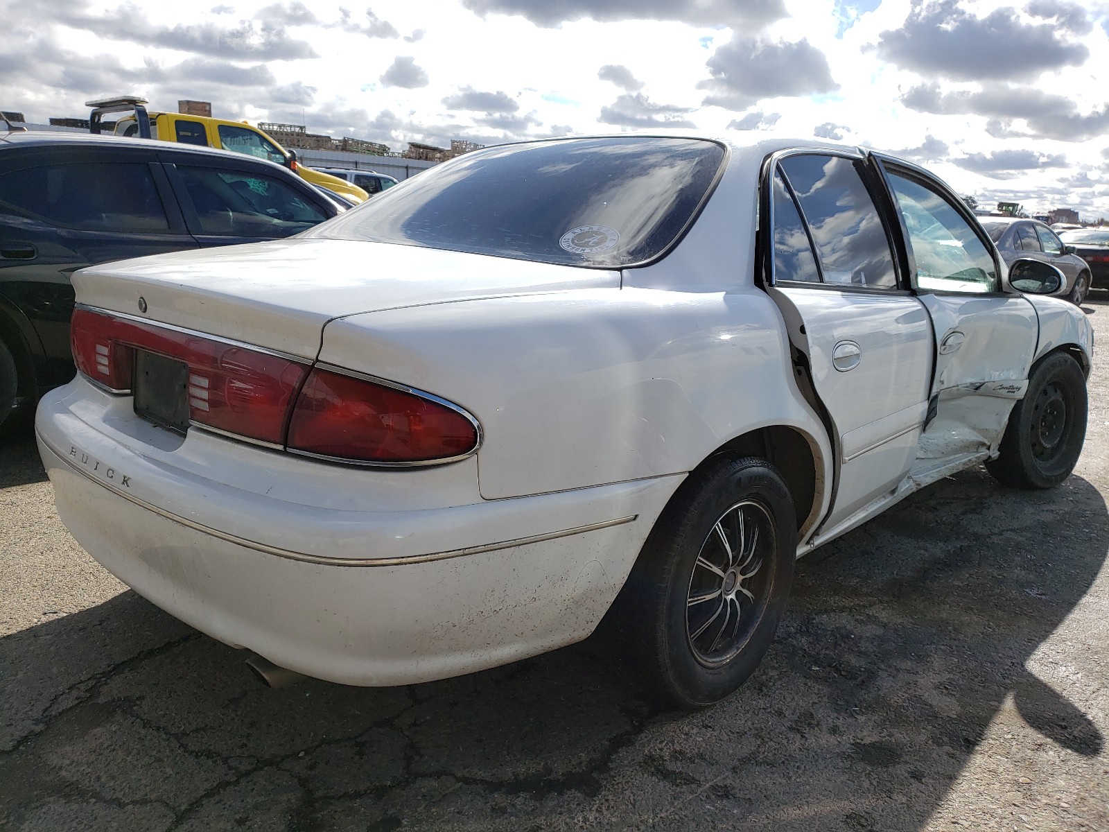 Photo 3 VIN: 2G4WS52M3W1575669 - BUICK CENTURY CU 