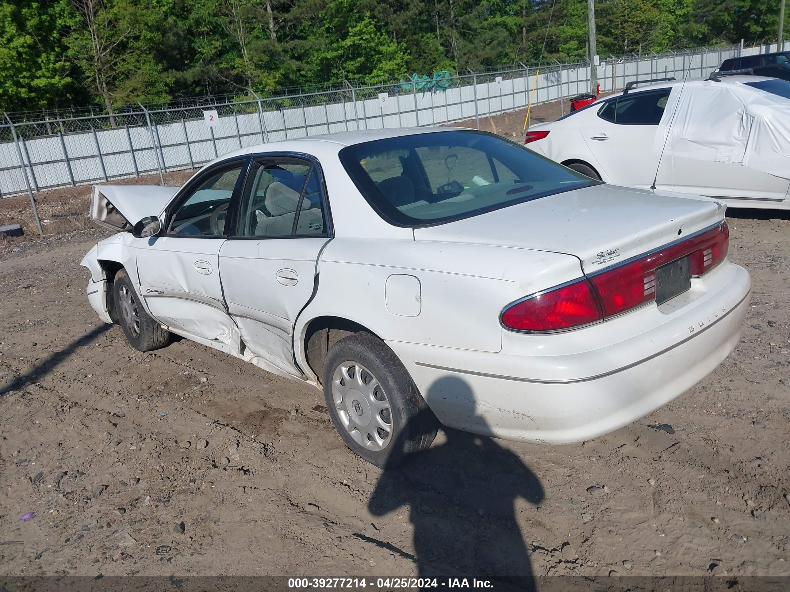 Photo 2 VIN: 2G4WS52M5V1427618 - BUICK CENTURY 