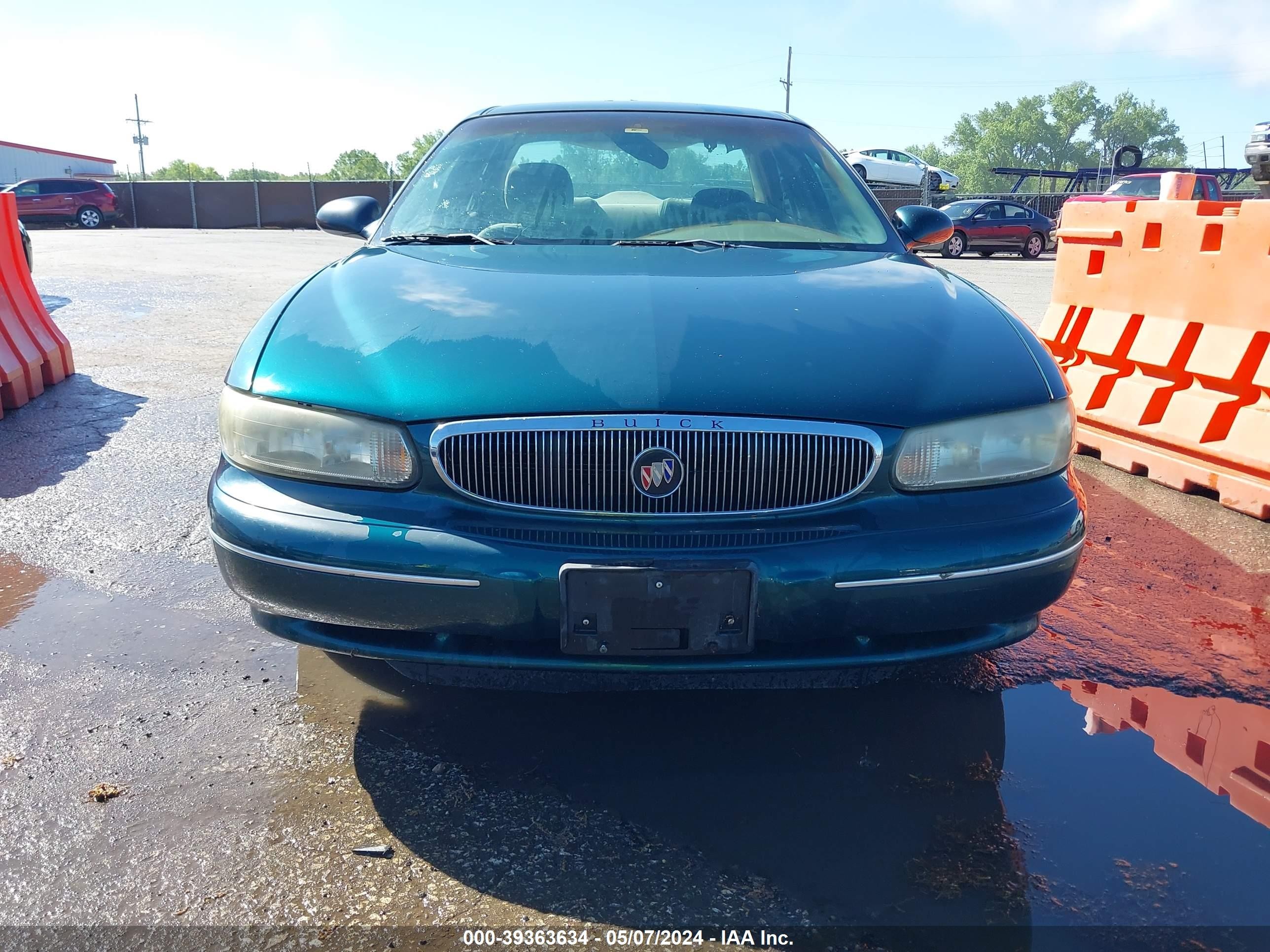 Photo 11 VIN: 2G4WS52M6W1592370 - BUICK CENTURY 