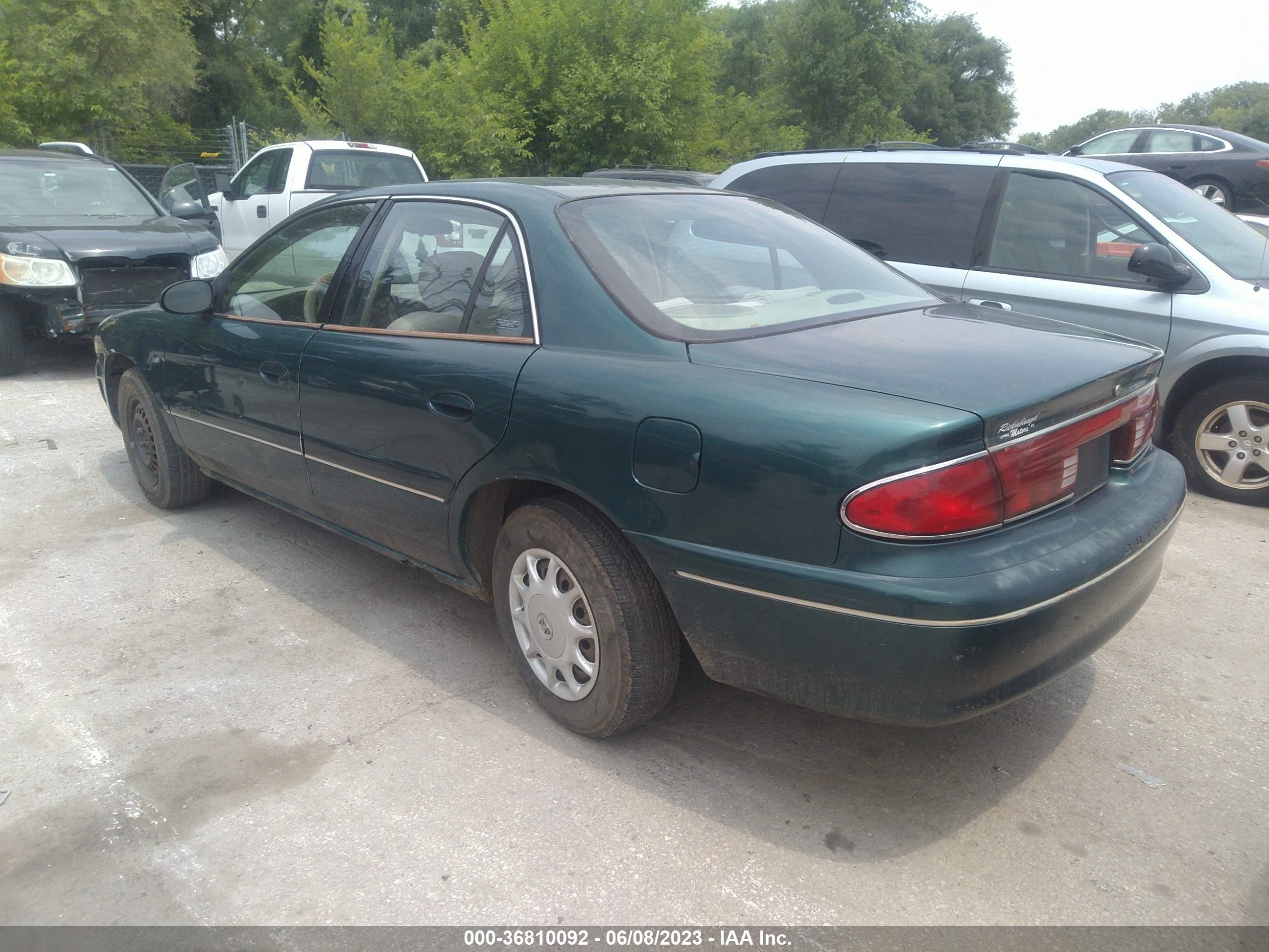 Photo 2 VIN: 2G4WS52M7X1569584 - BUICK CENTURY 