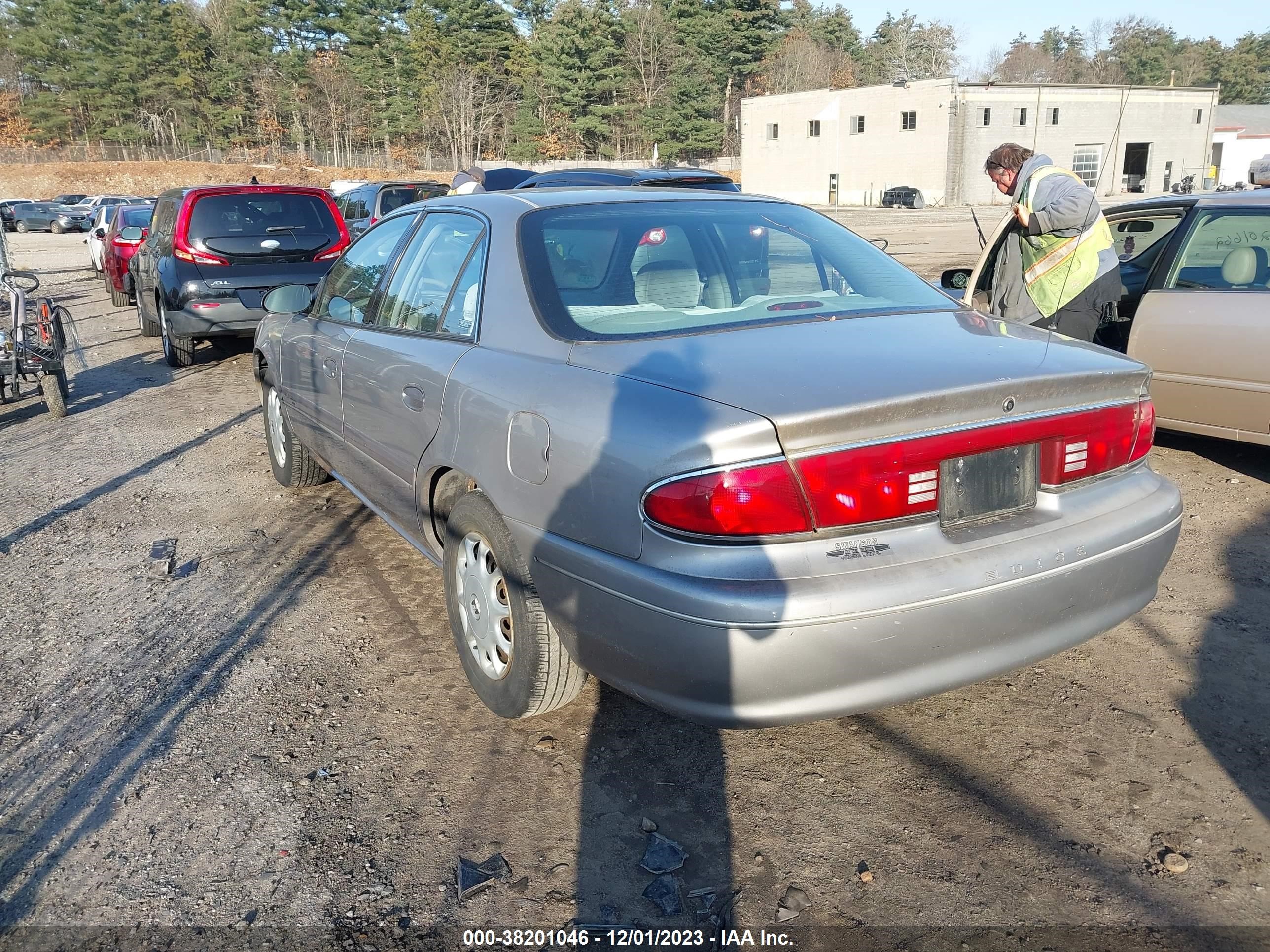 Photo 2 VIN: 2G4WS52MXW1546251 - BUICK CENTURY 