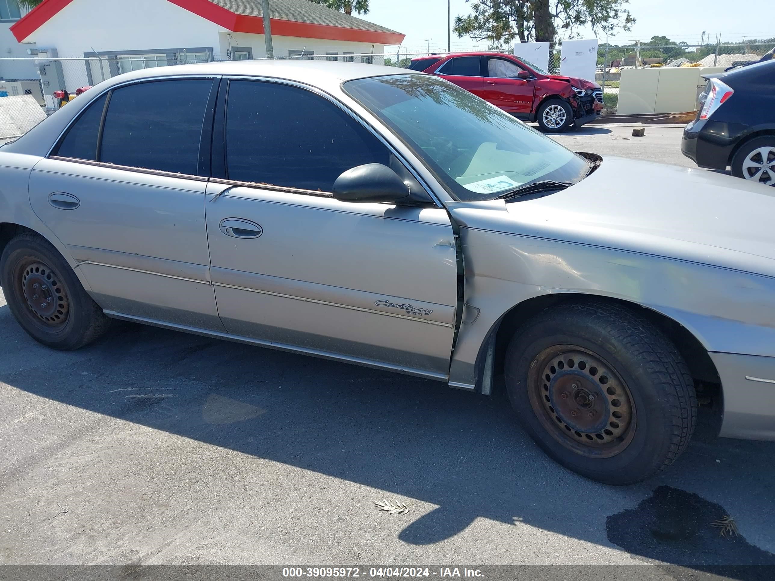 Photo 5 VIN: 2G4WS52MXX1616722 - BUICK CENTURY 