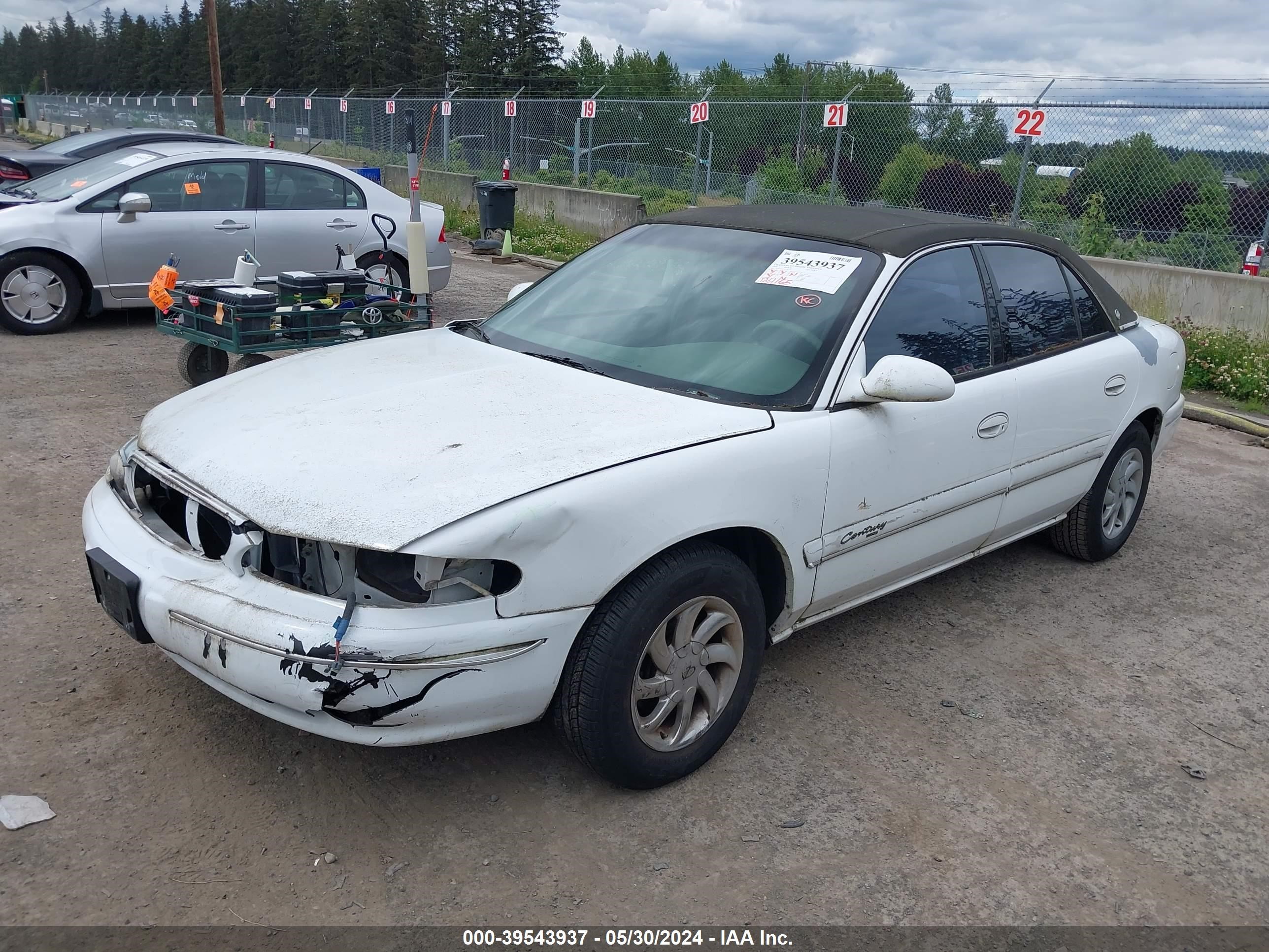 Photo 1 VIN: 2G4WY55J1Y1142743 - BUICK CENTURY 