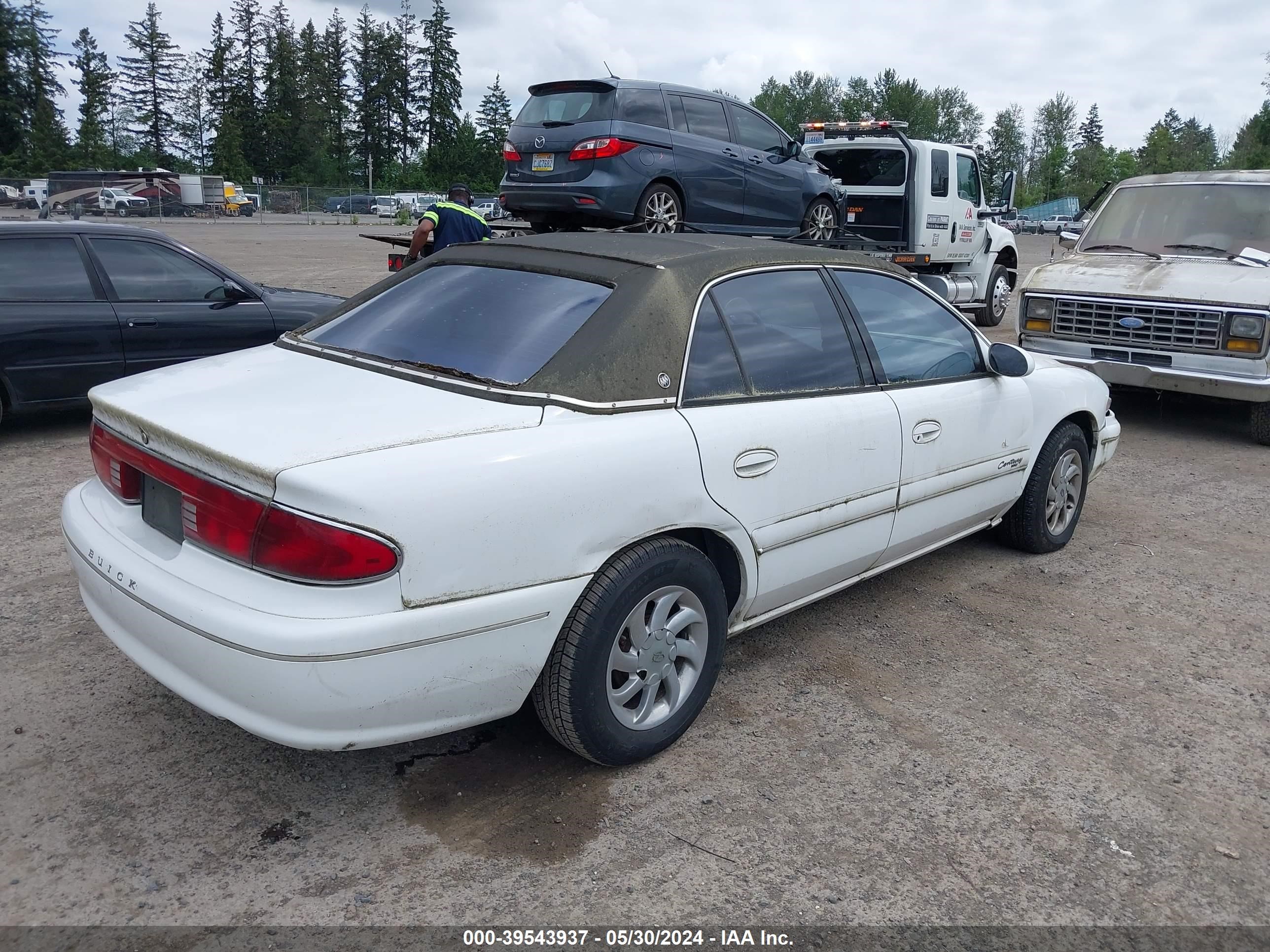 Photo 3 VIN: 2G4WY55J1Y1142743 - BUICK CENTURY 