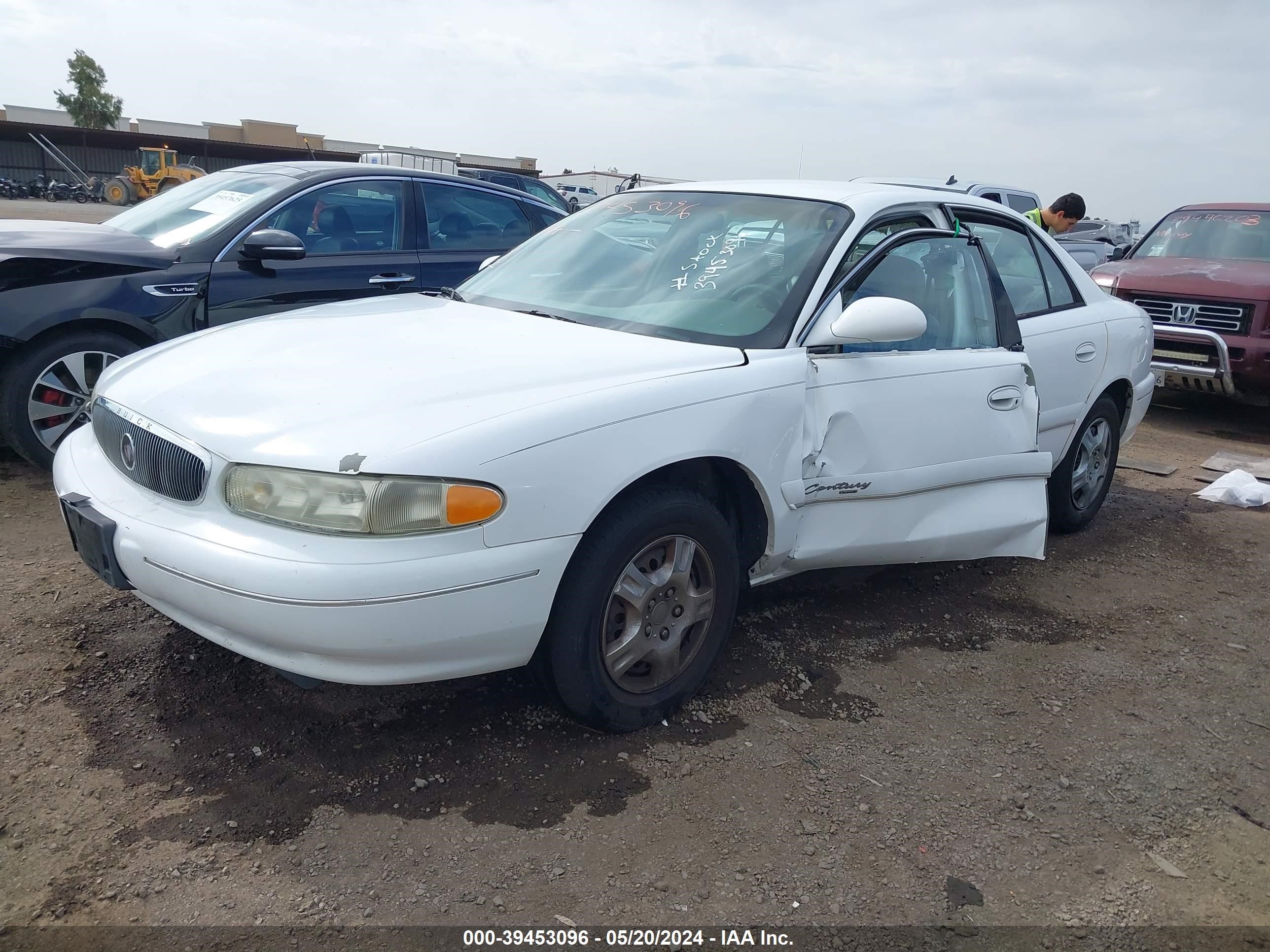 Photo 1 VIN: 2G4WY55J1Y1174320 - BUICK CENTURY 