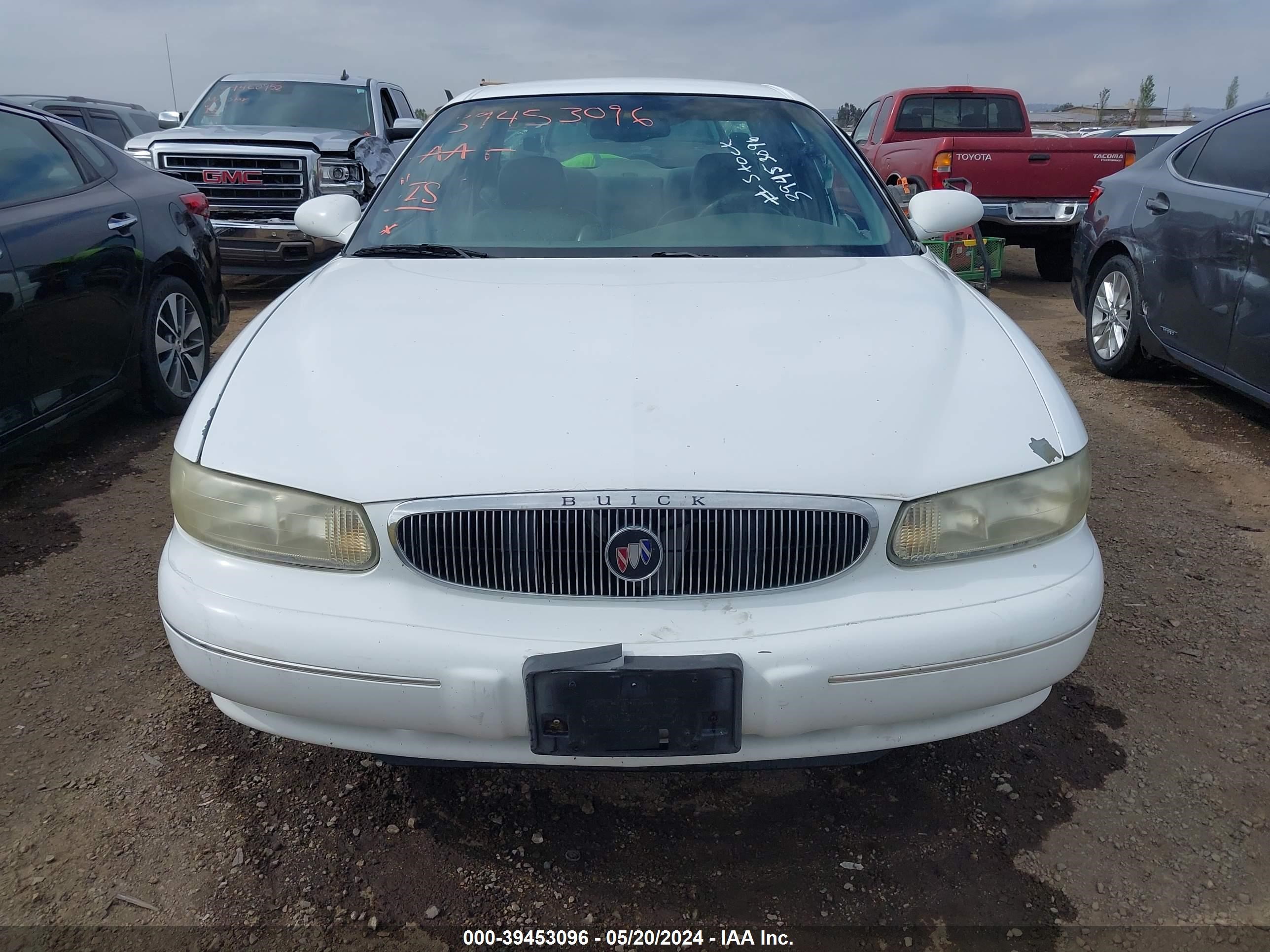 Photo 11 VIN: 2G4WY55J1Y1174320 - BUICK CENTURY 