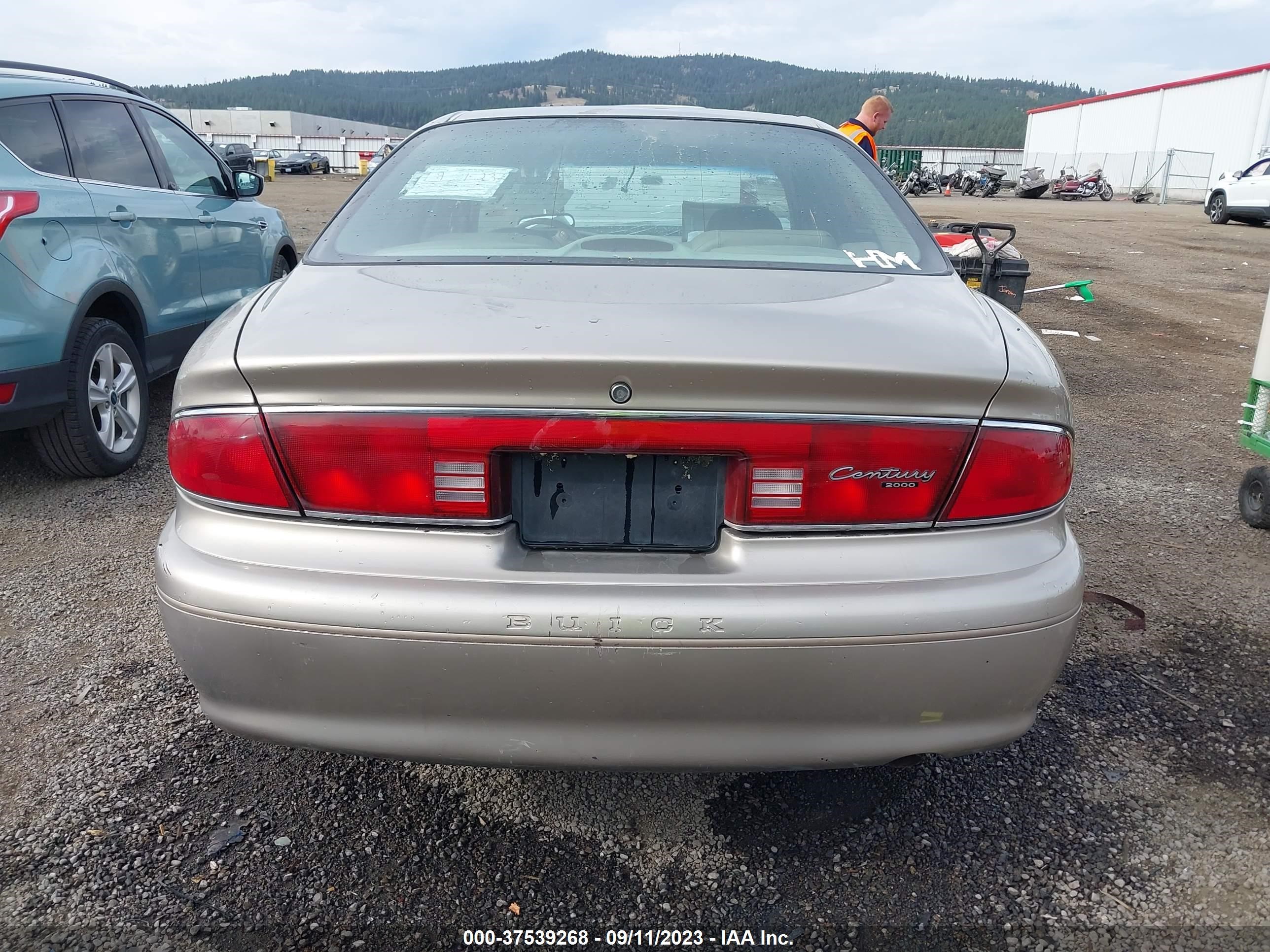 Photo 15 VIN: 2G4WY55J5Y1325384 - BUICK CENTURY 