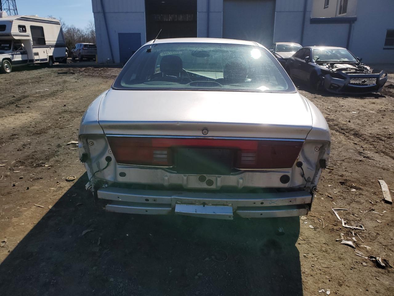 Photo 5 VIN: 2G4WY55J811134418 - BUICK CENTURY 