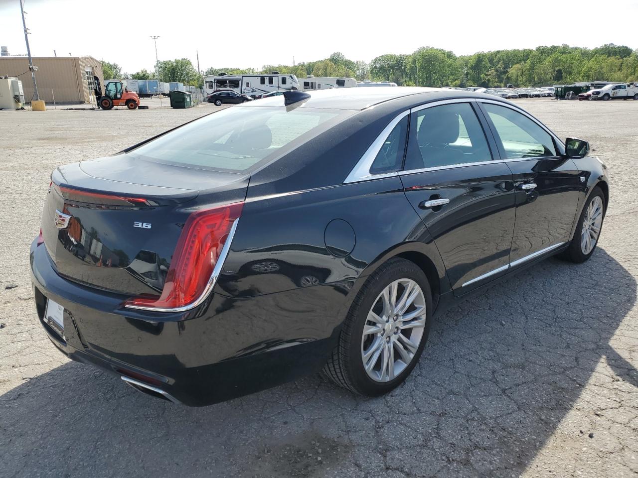 Photo 2 VIN: 2G61M5S31K9153267 - CADILLAC XTS 